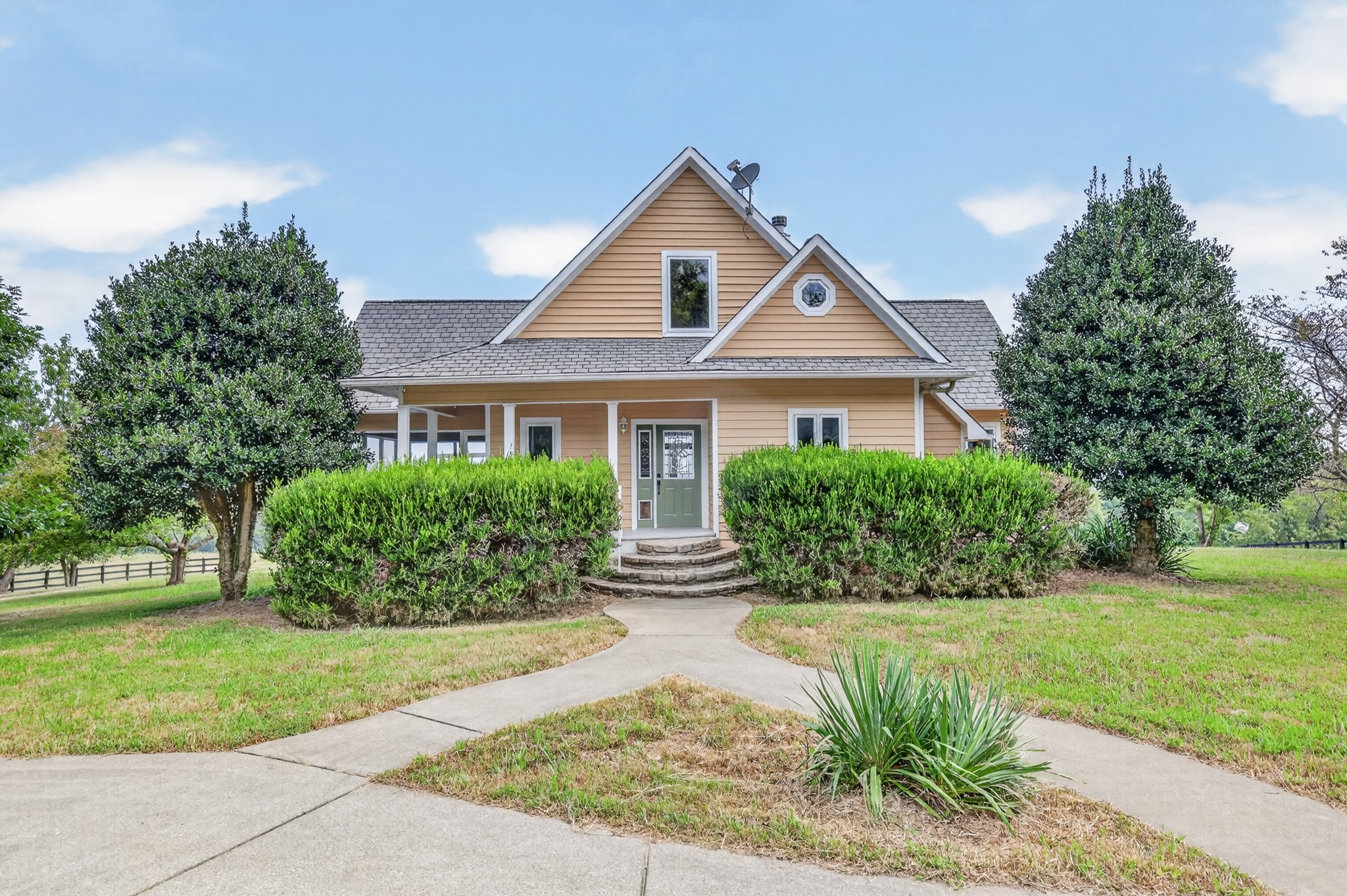 580 Southport Rd