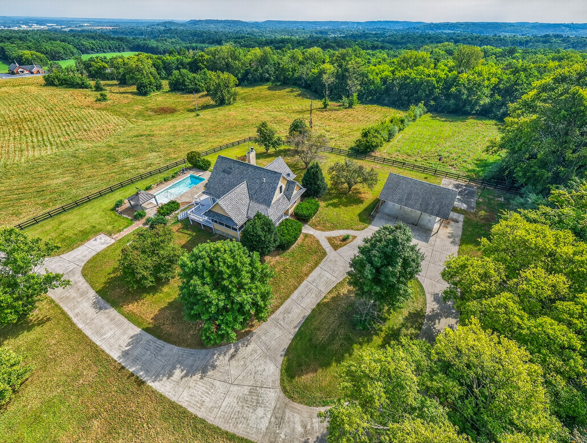 580 Southport Rd