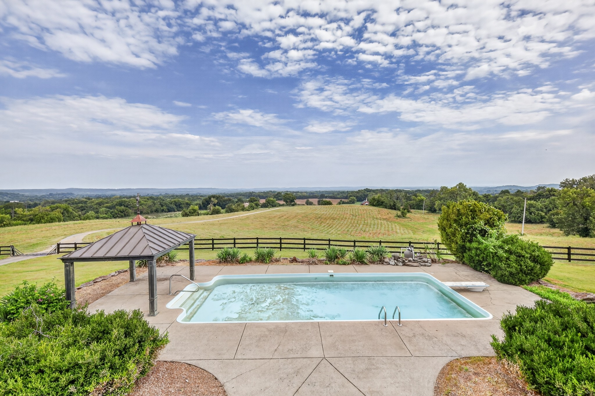 580 Southport Rd