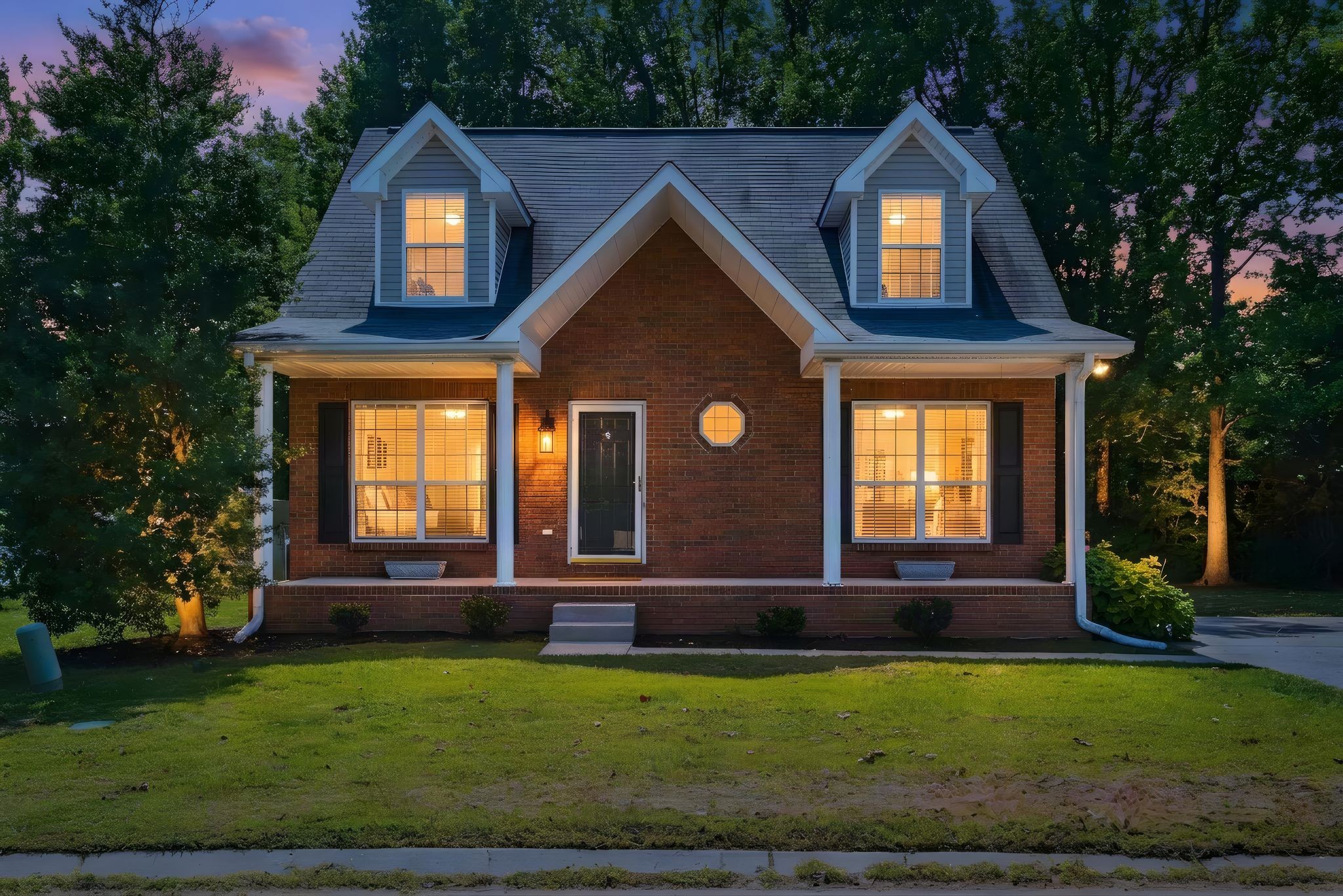 102 Westchester Dr