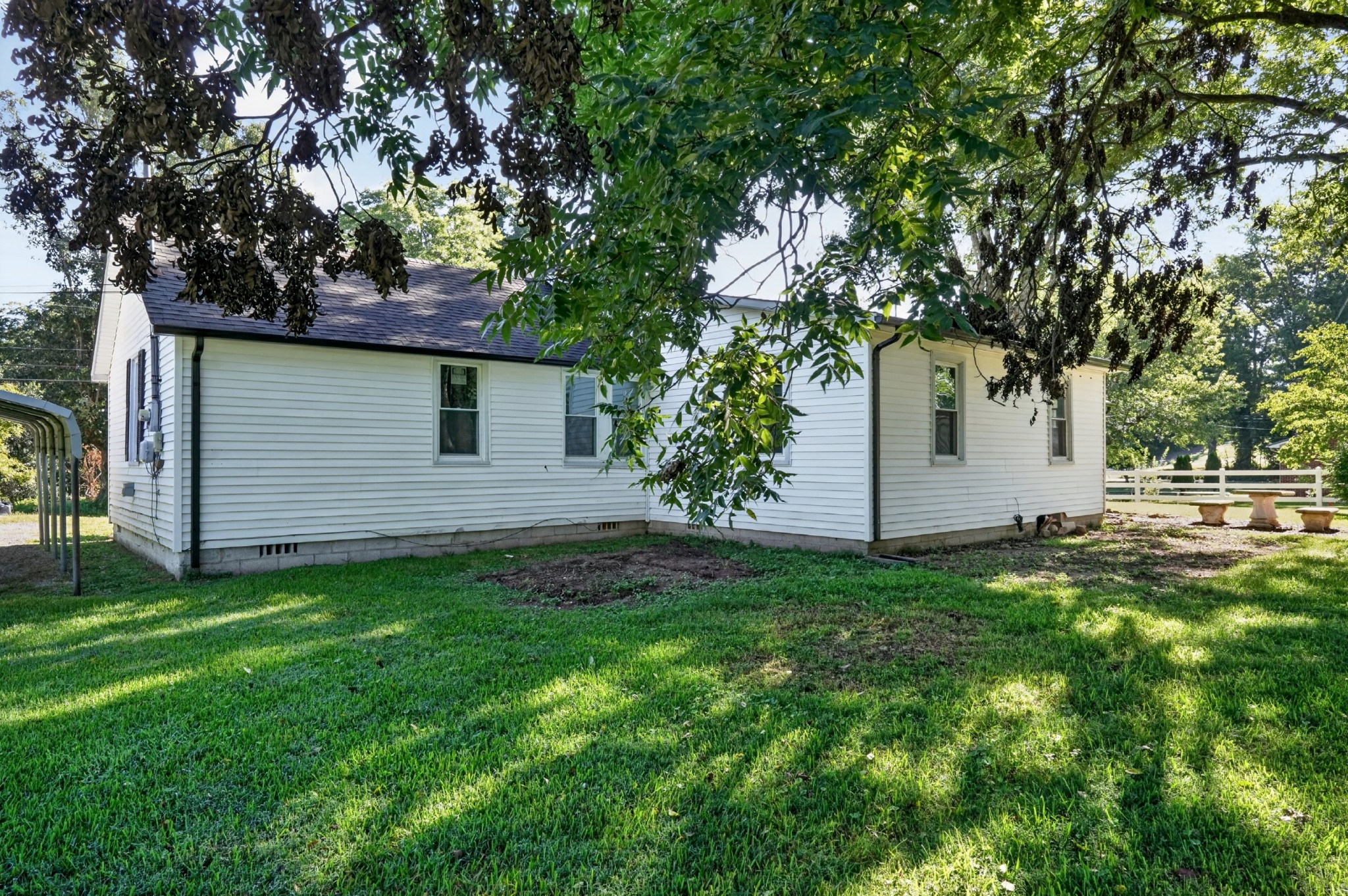299 W Shellsford Rd