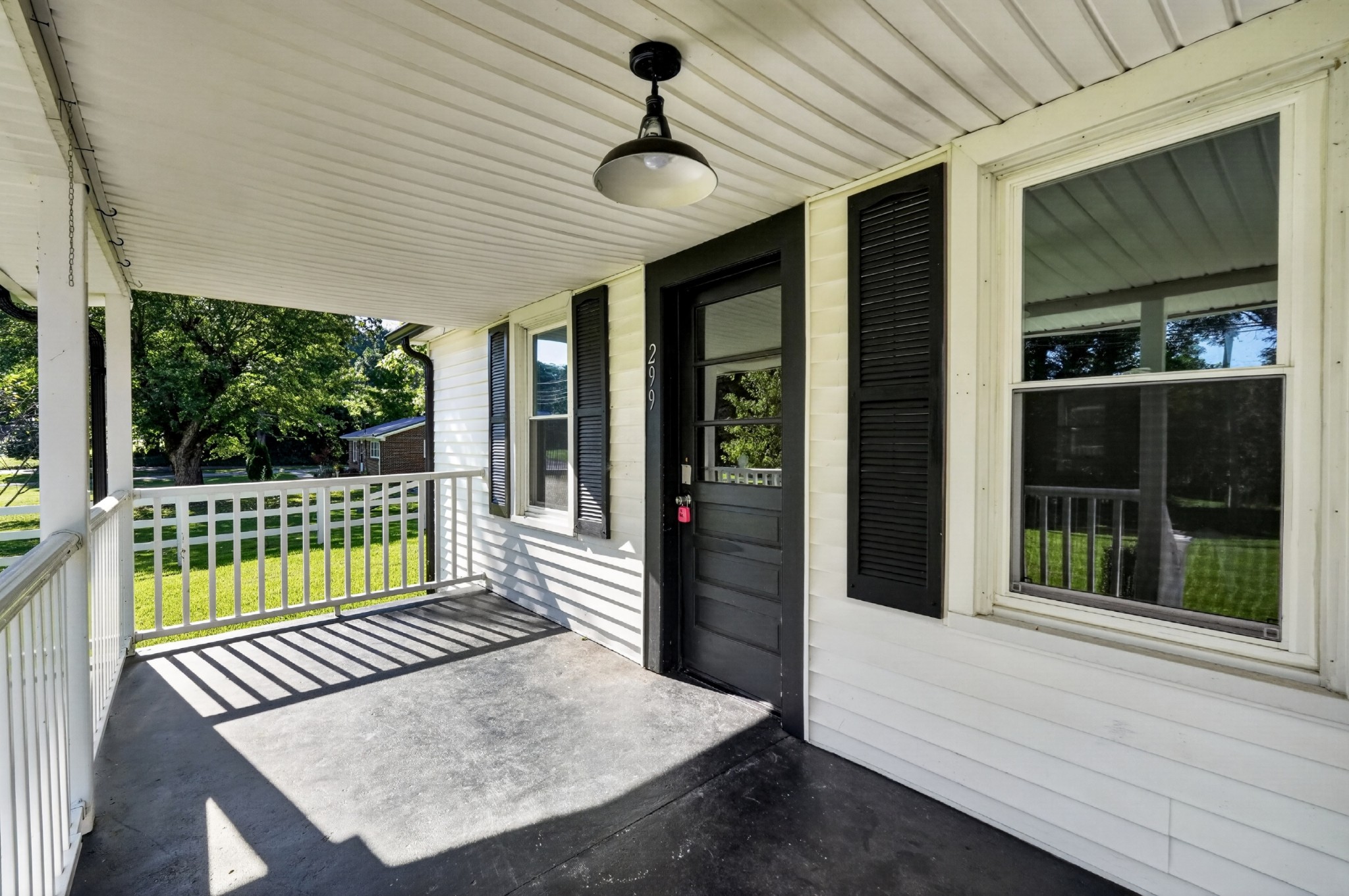 299 W Shellsford Rd