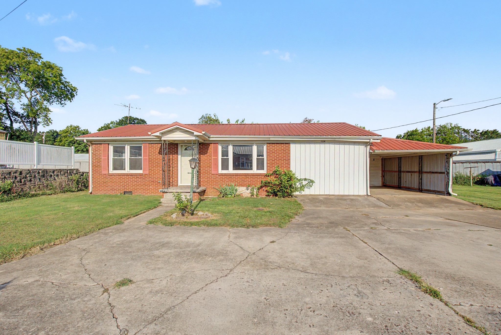 104 Mallory Dr