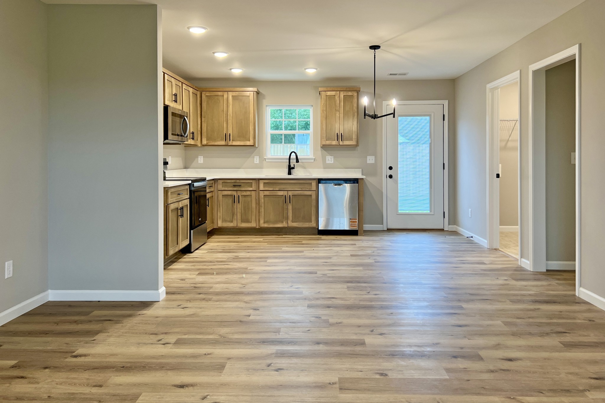 1101 Brook Ct