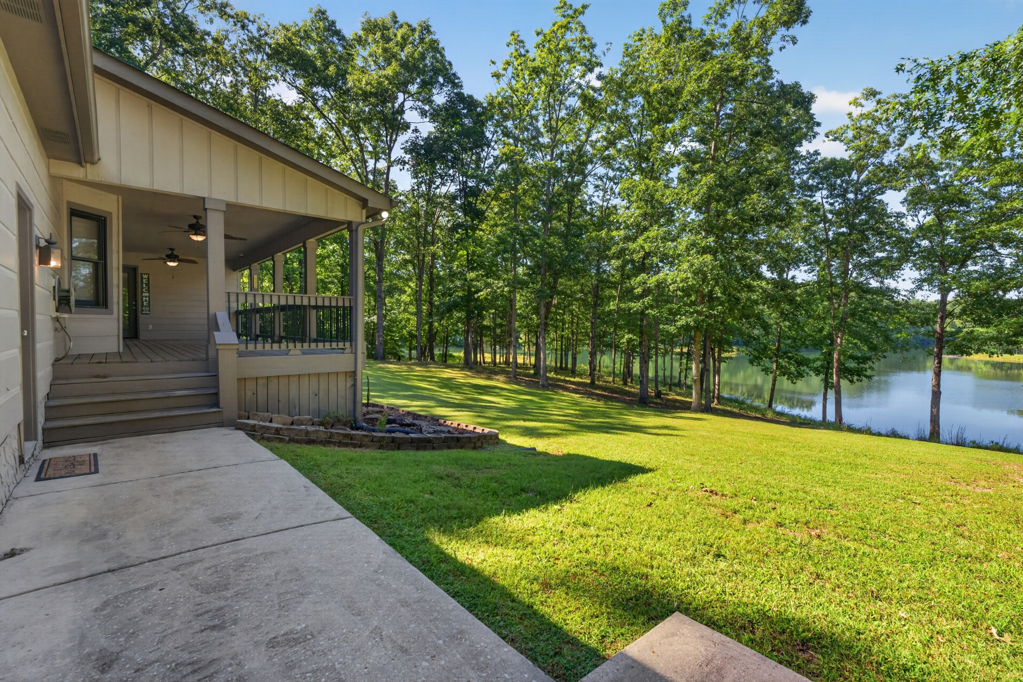 107 Chickory Ln