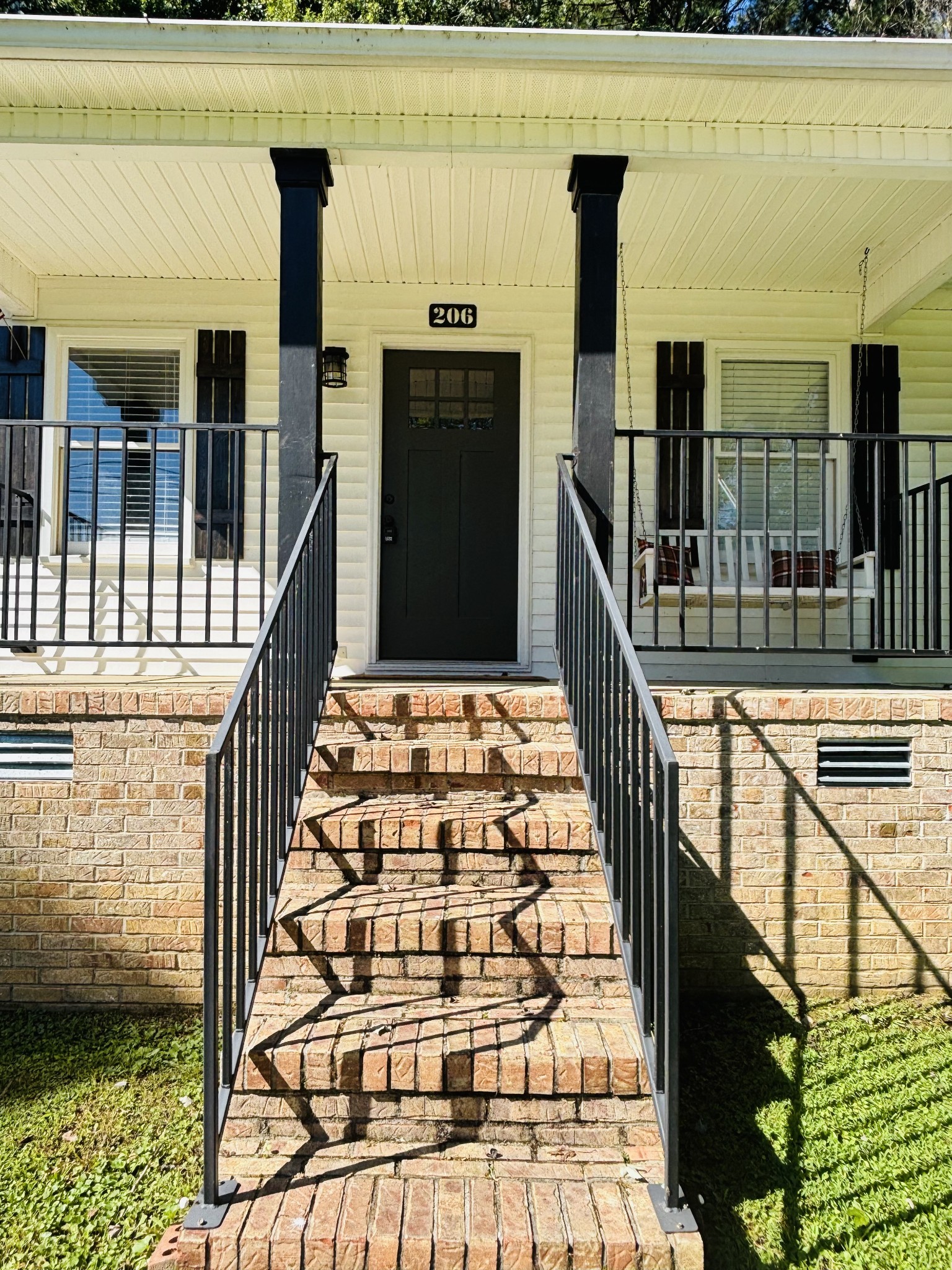 206 Osborn St