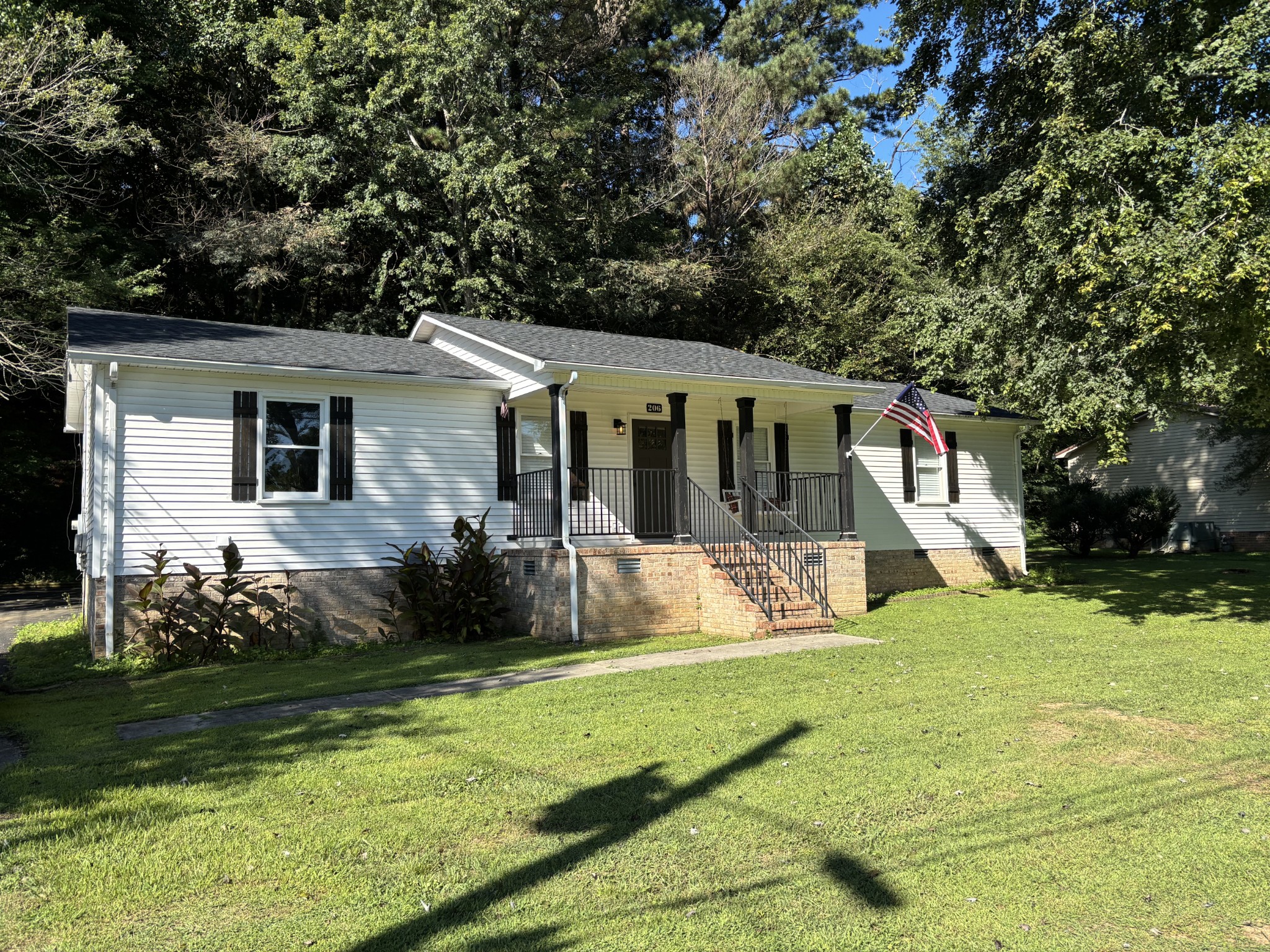 206 Osborn St