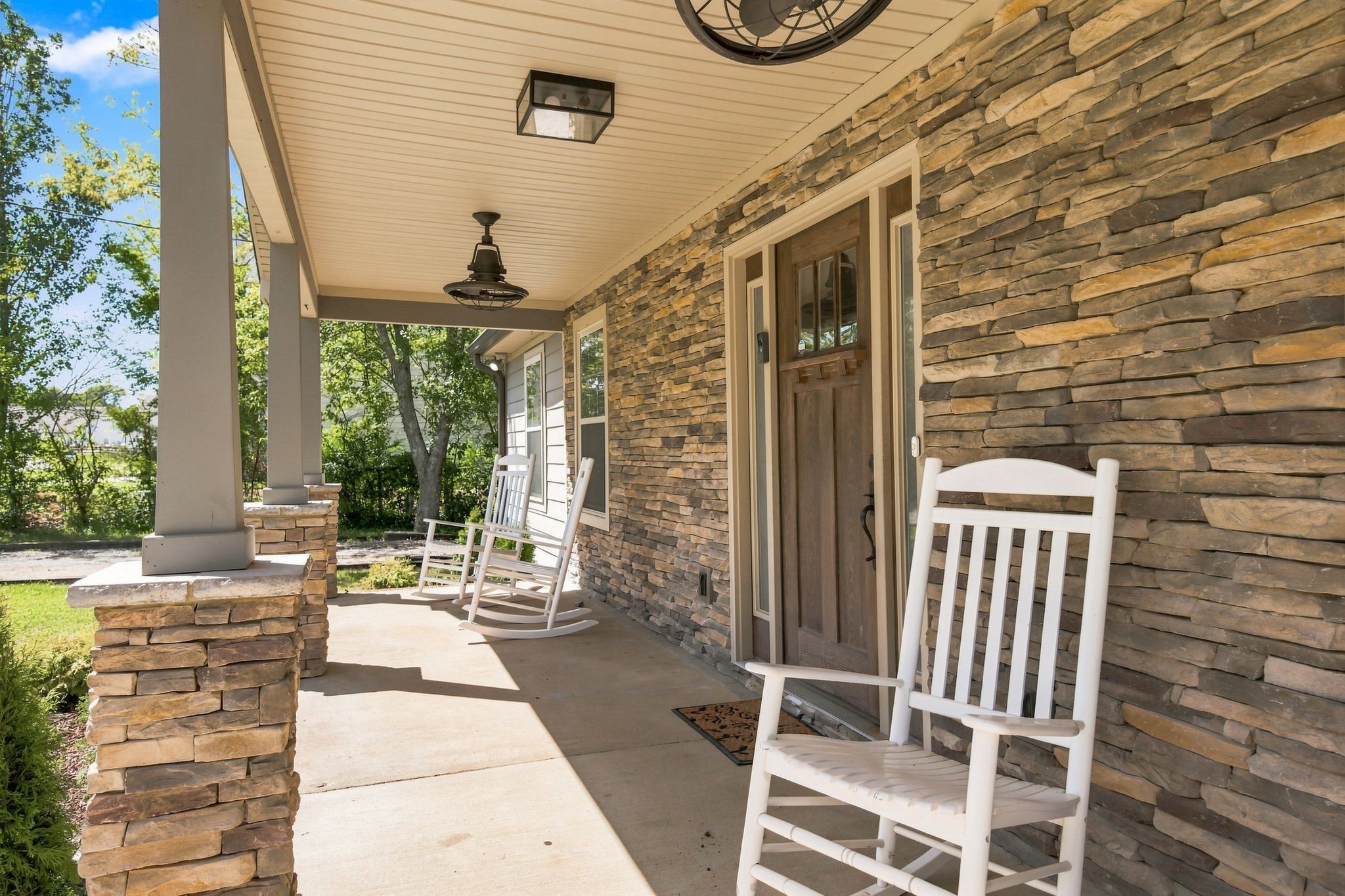 1412 Suzanne Dr
