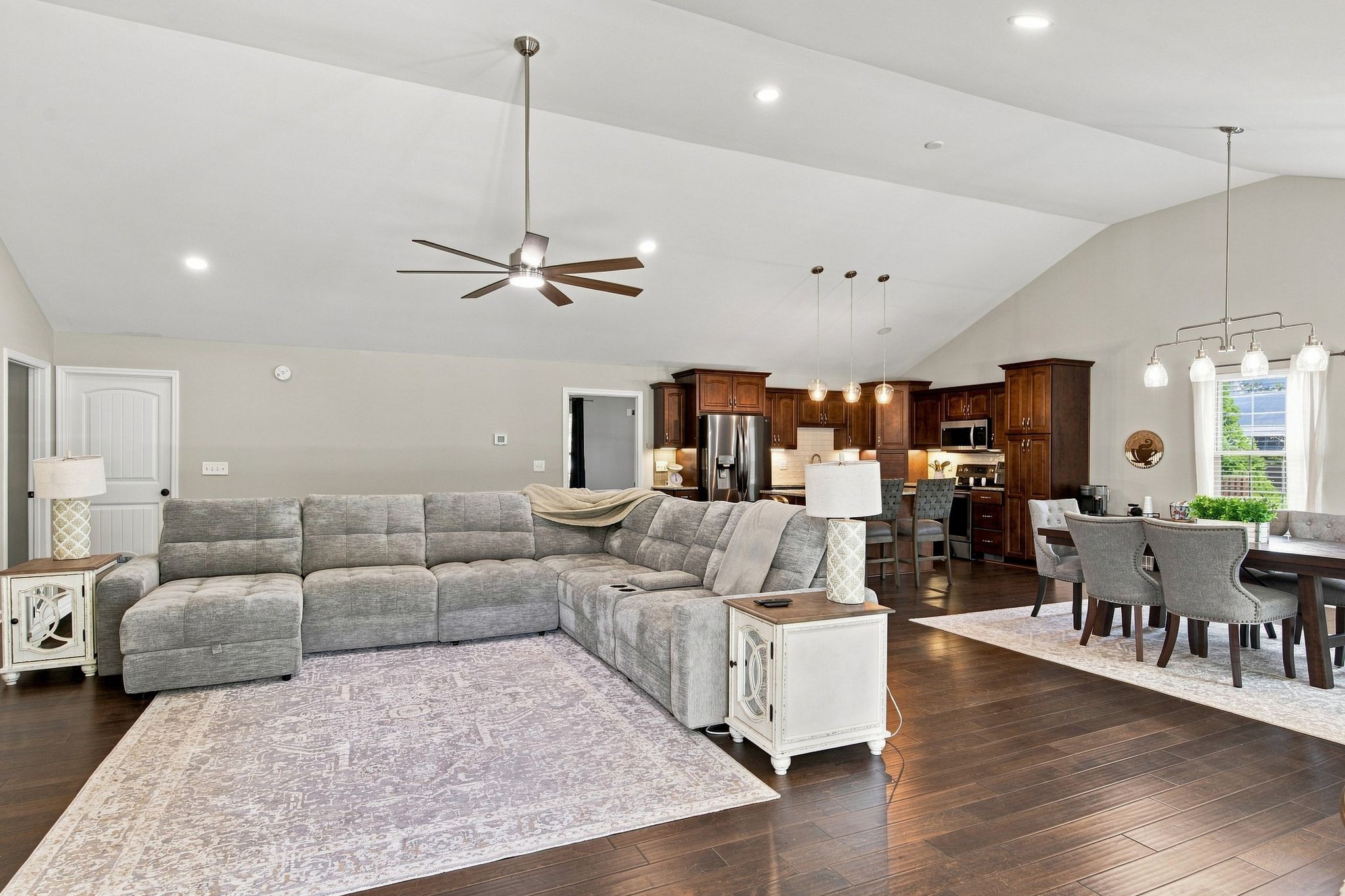 1412 Suzanne Dr