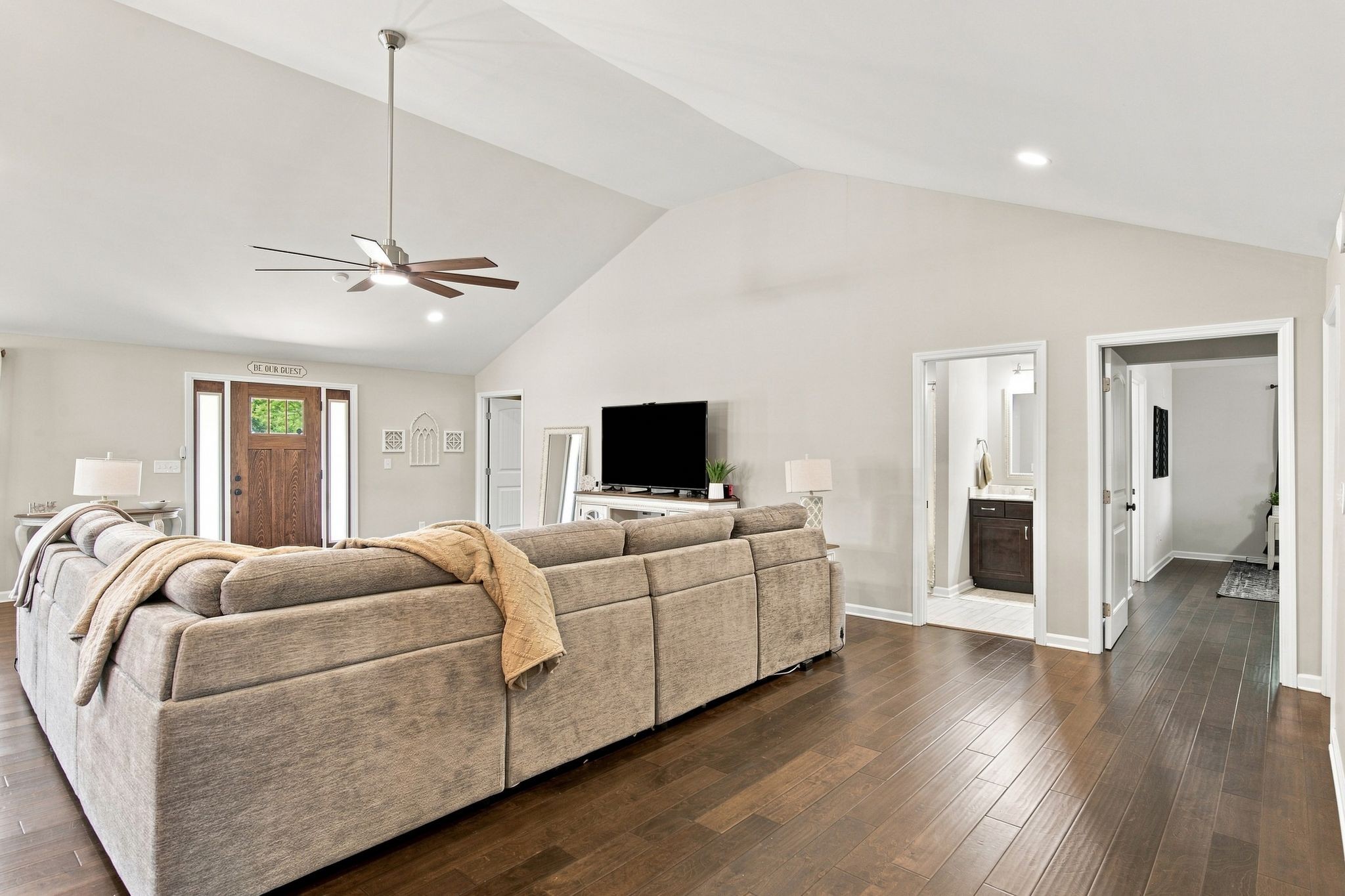 1412 Suzanne Dr