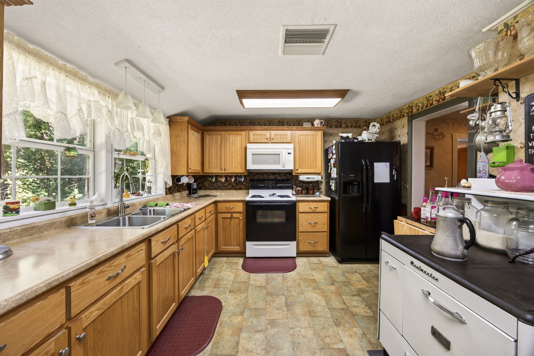 3613 Eastland Rd