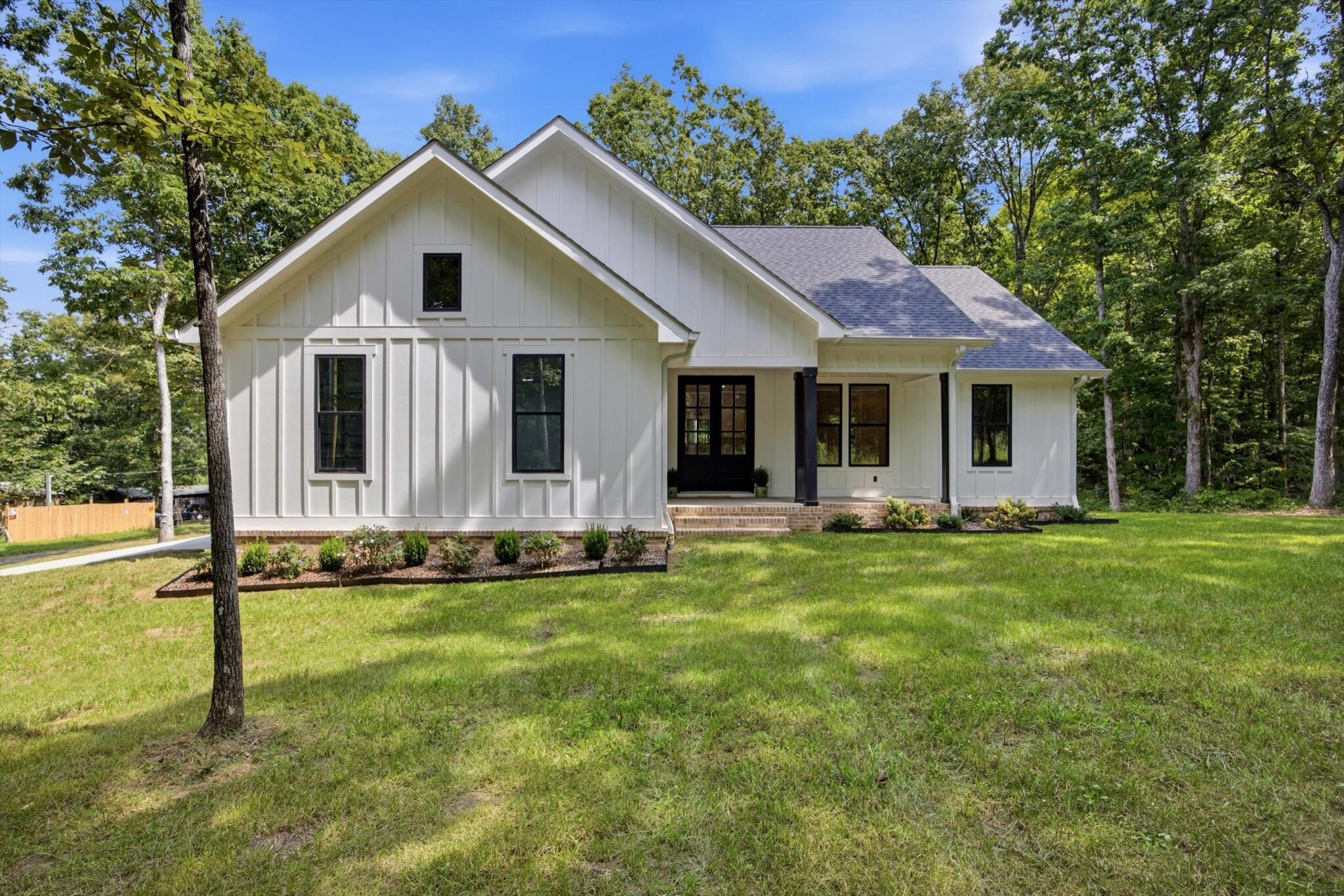 252 Woodland Way