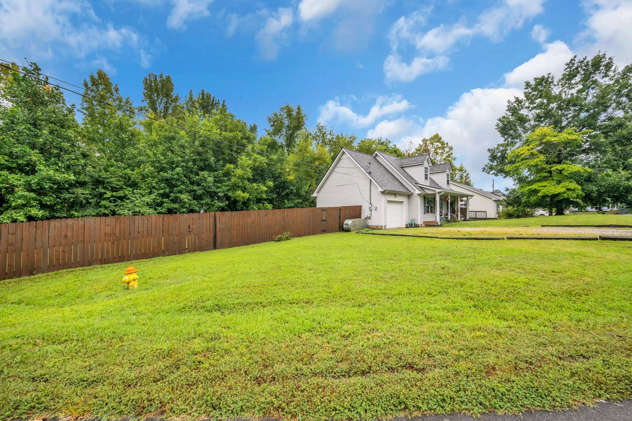 126 Silver Leaf Cir