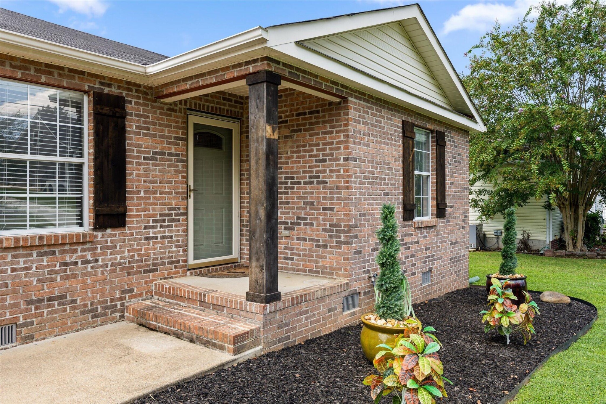 2660 Rogers Drive, SE