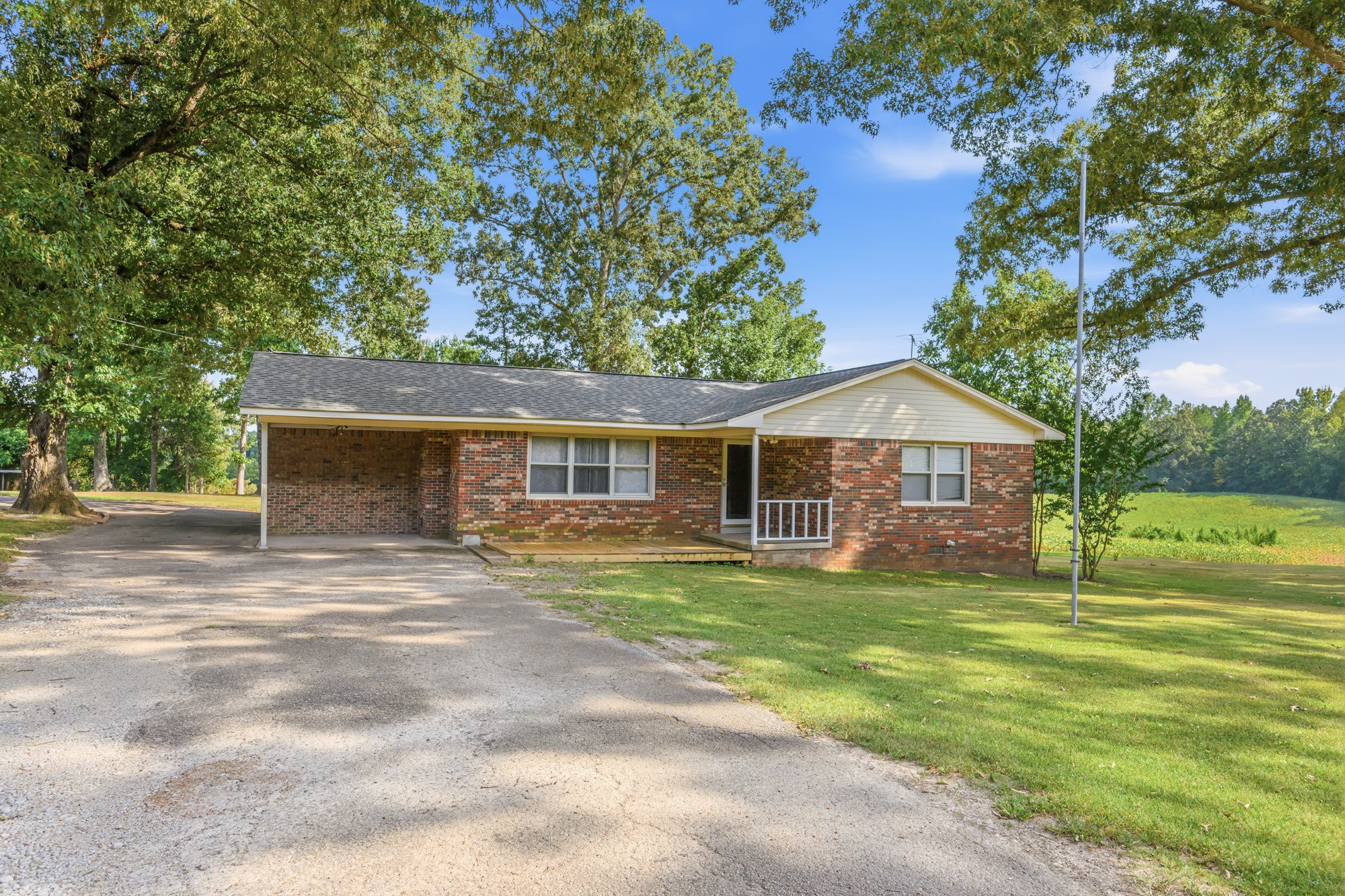 2225 Sand Ridge Rd