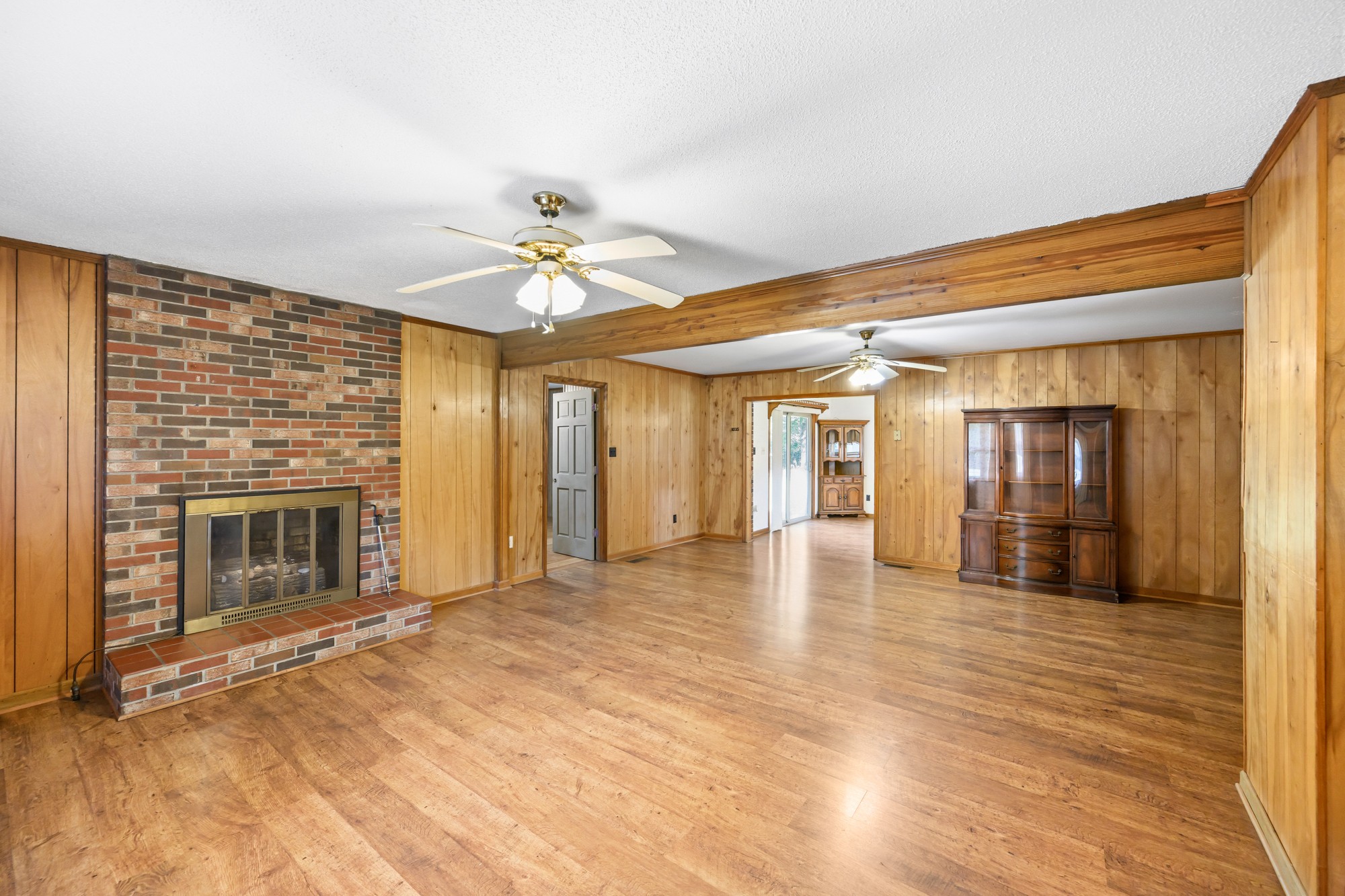 2225 Sand Ridge Rd