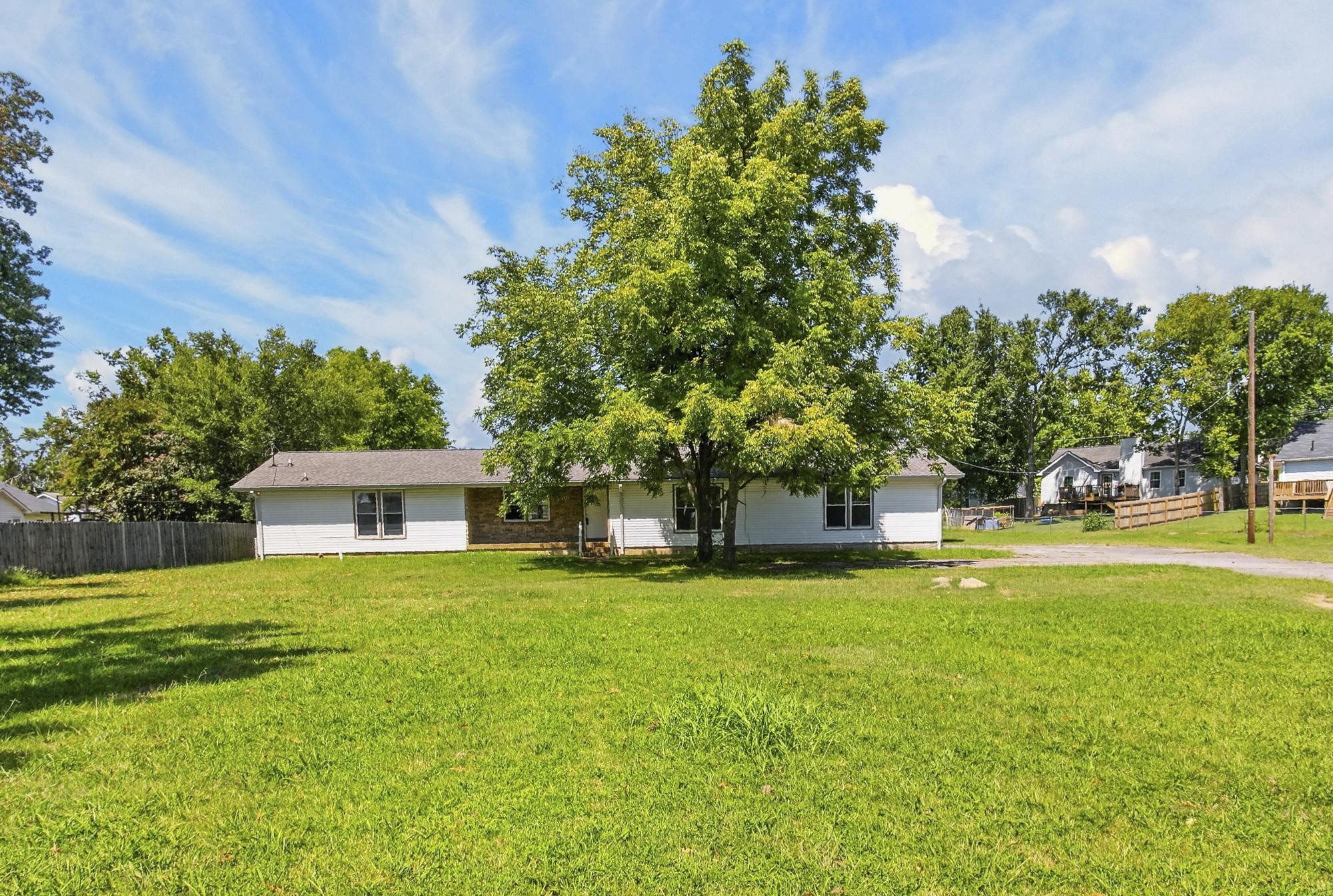 3300 Hamilton Church Rd