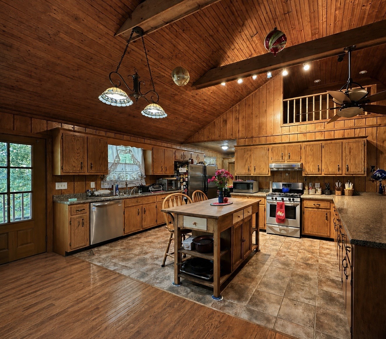 238 Apollo Dr