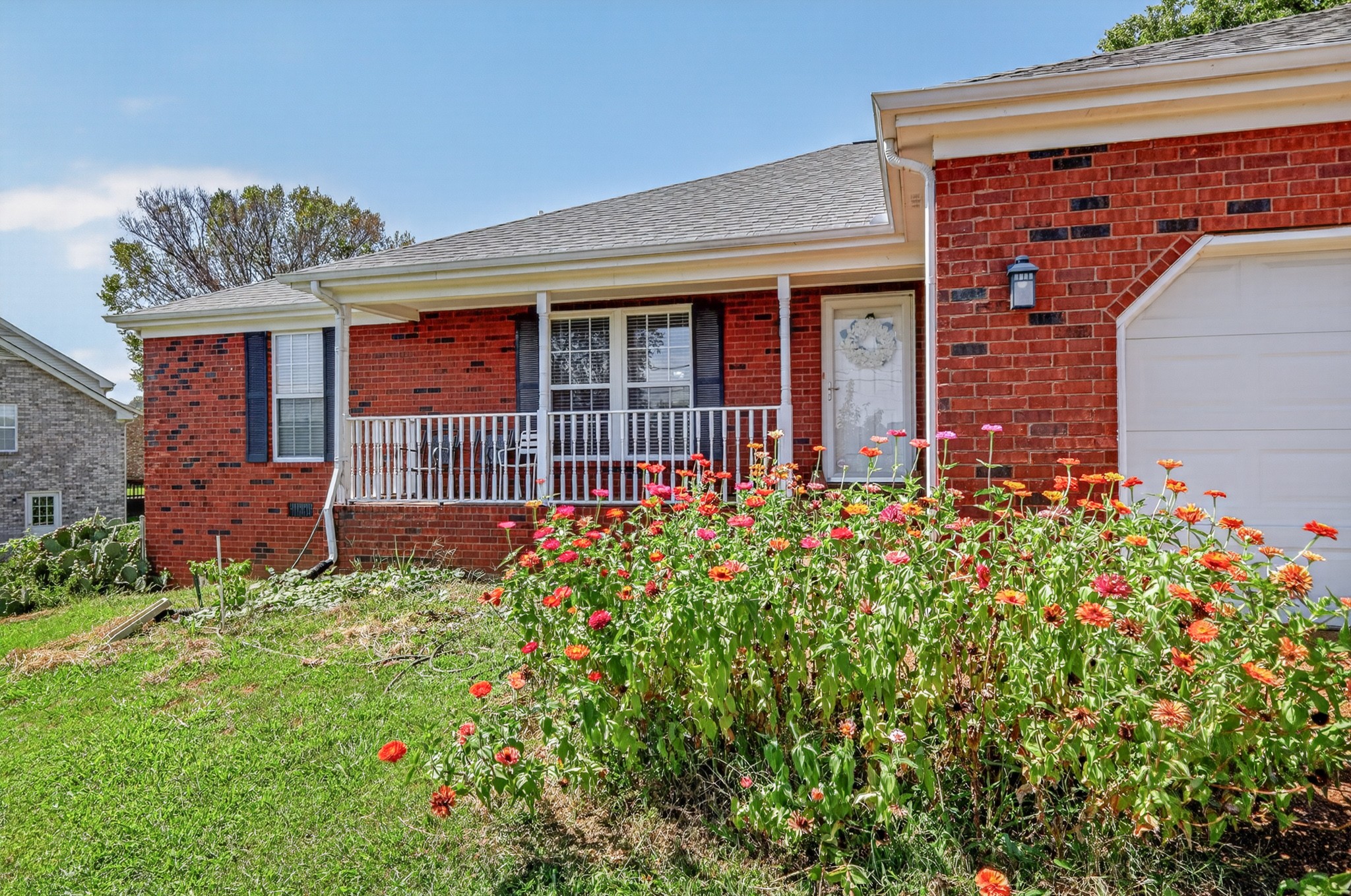 648 Woodburn Dr