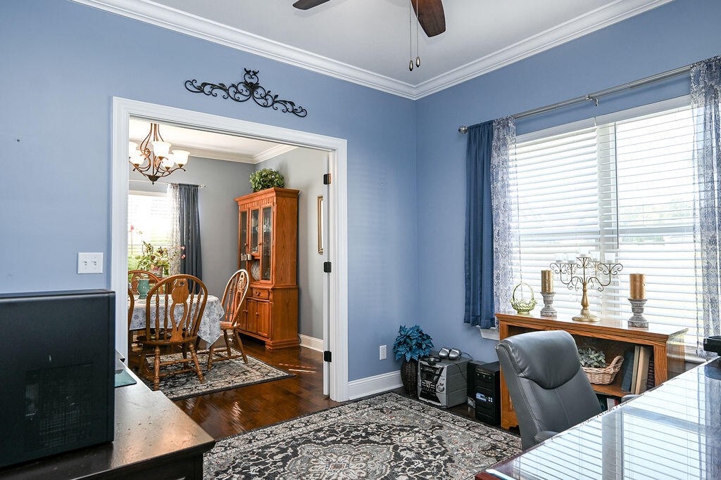 4878 Grove Park Drive, NE