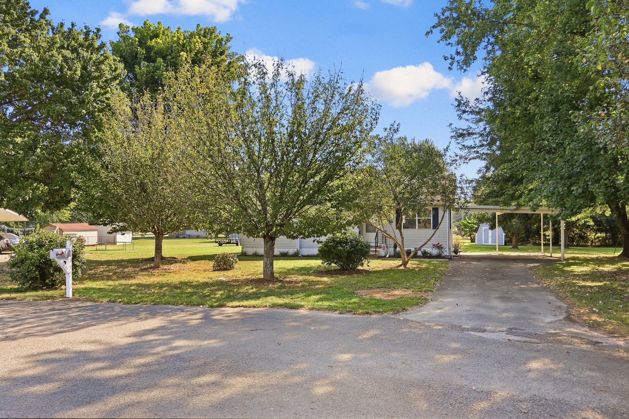 41 Wedgewood Ct