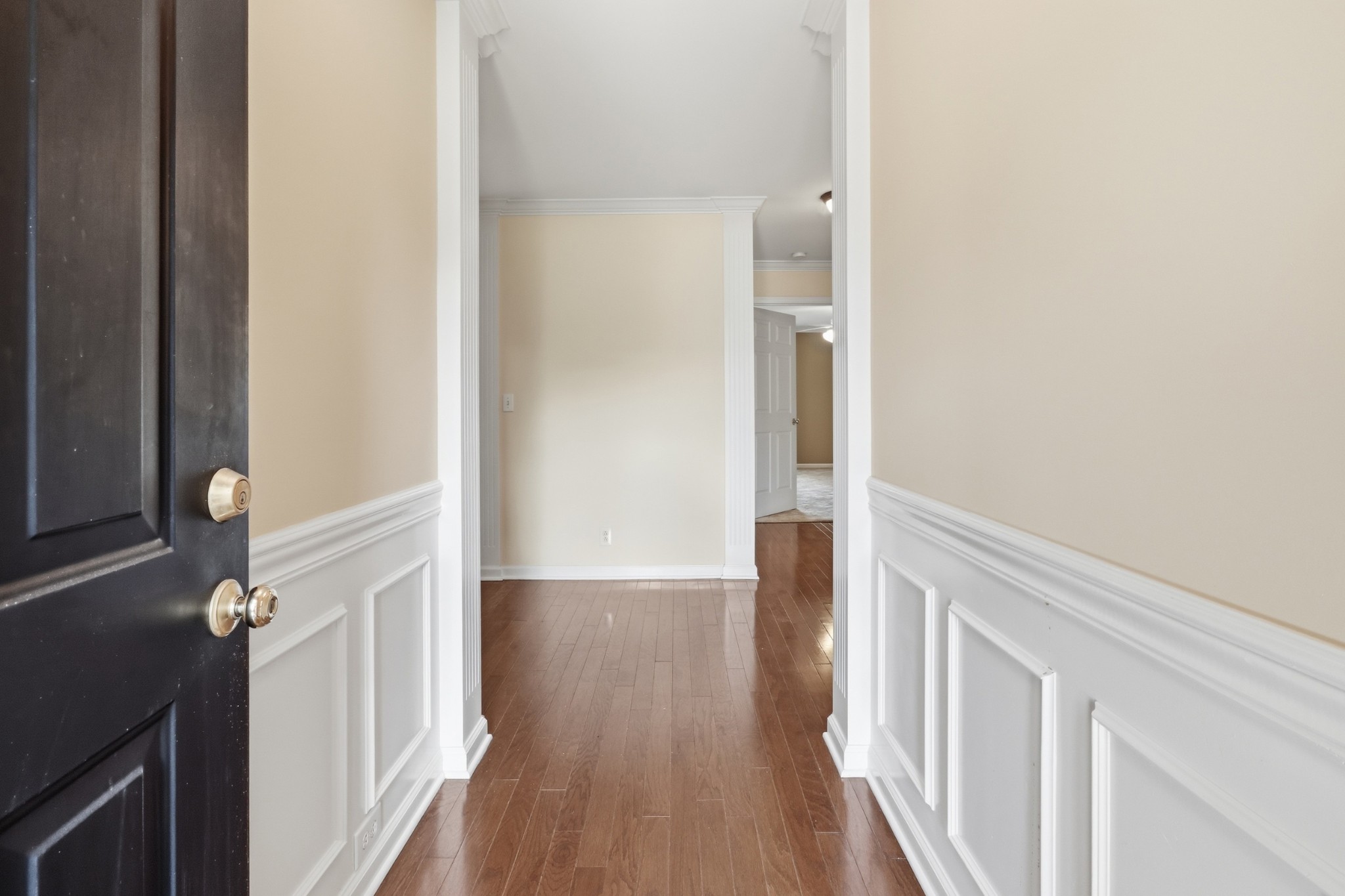 439 Golfview Ct