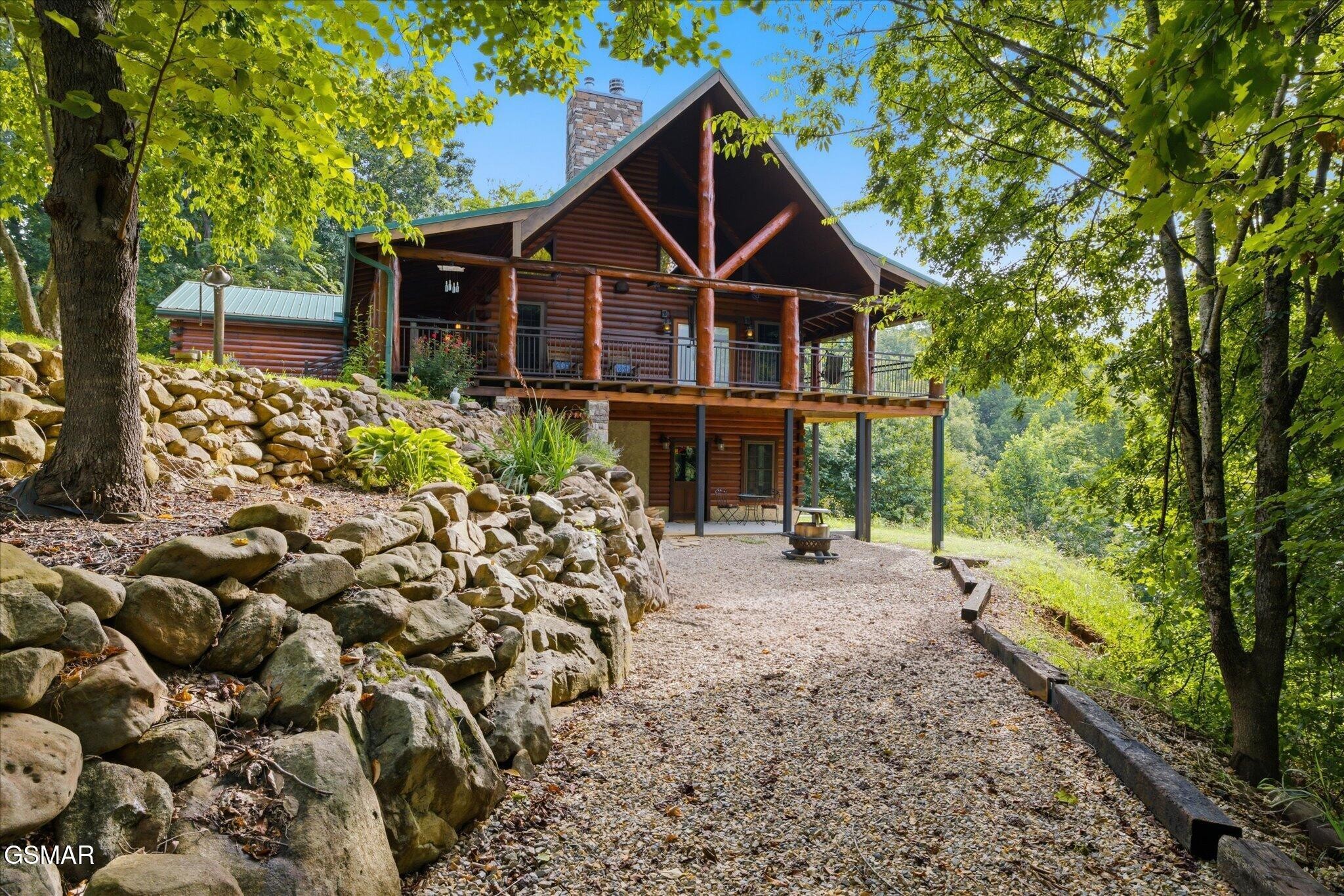 261 Canyon Hills Road