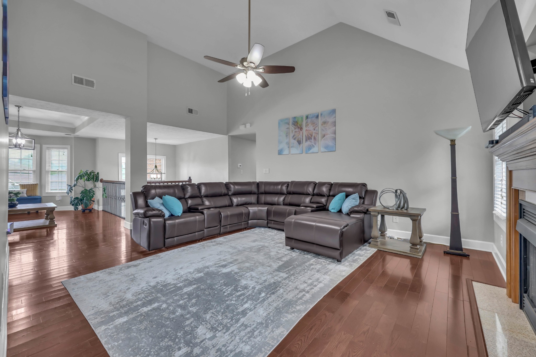 2235 Jasmine Dr