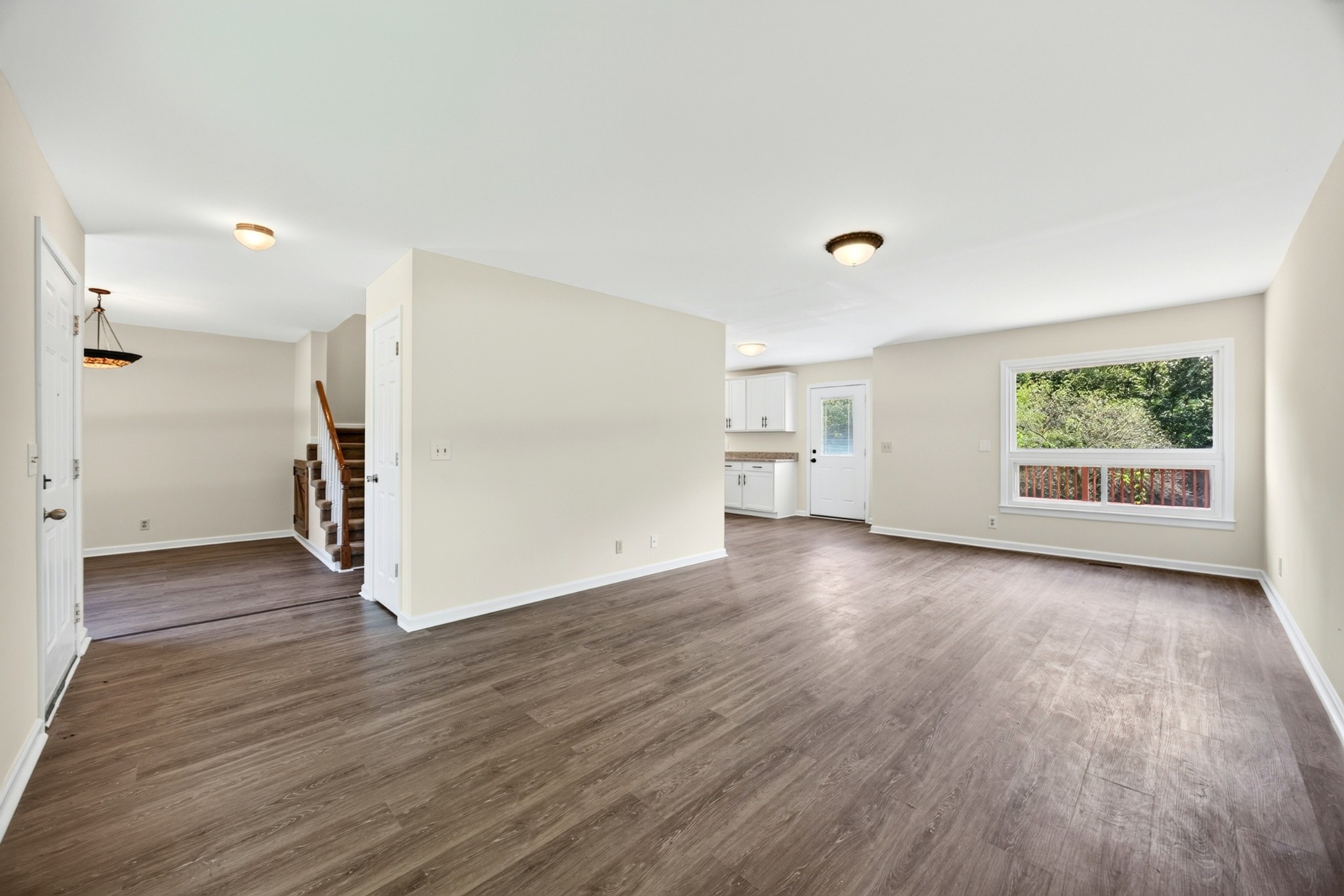735 Cloud Dr