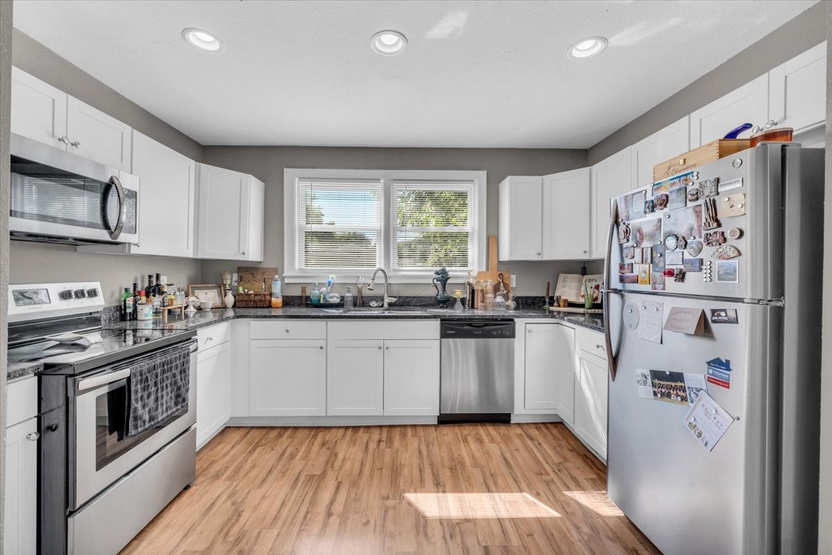 108 Greenwood Acres Dr