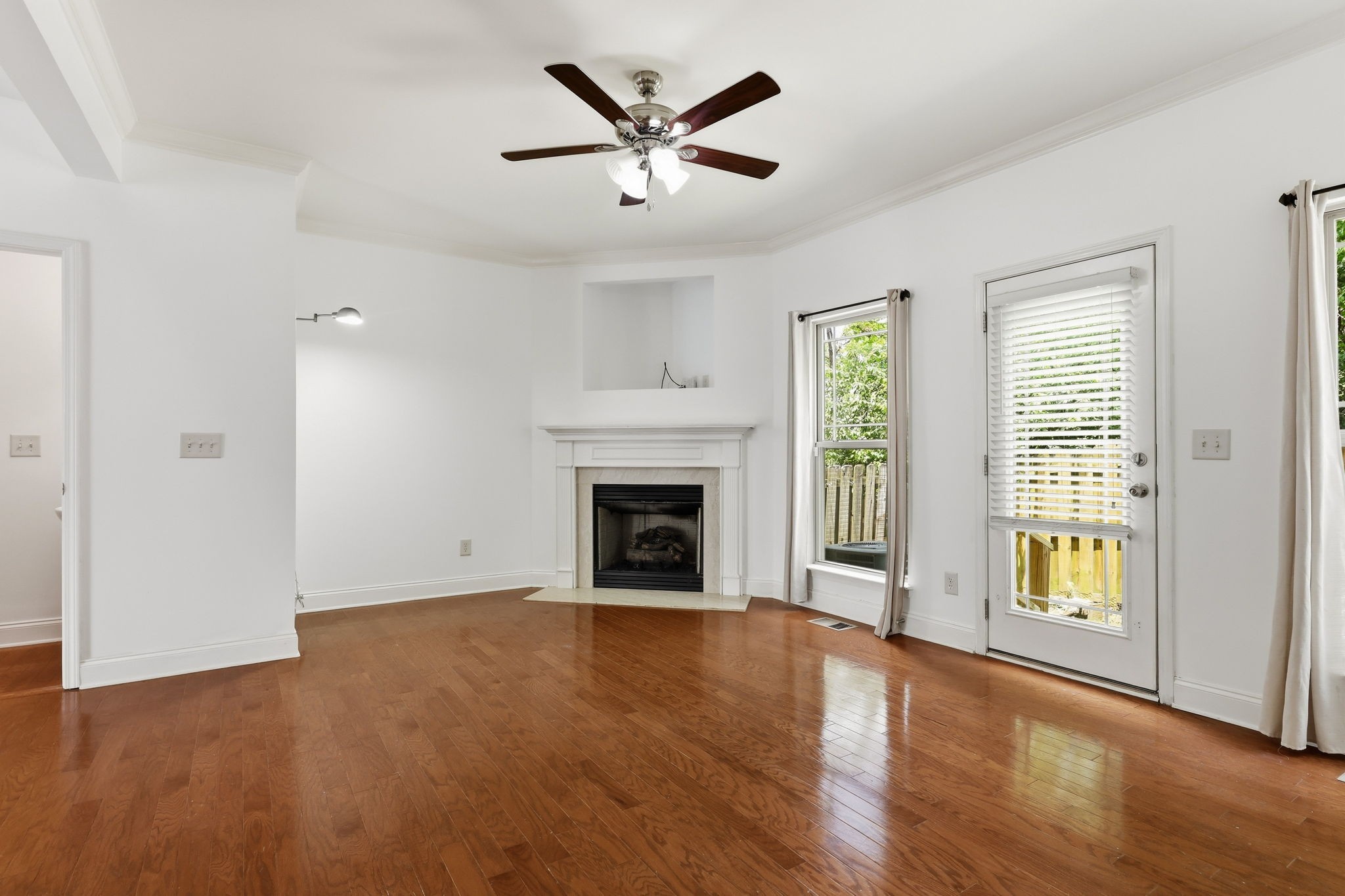 131 Stonecrest Dr