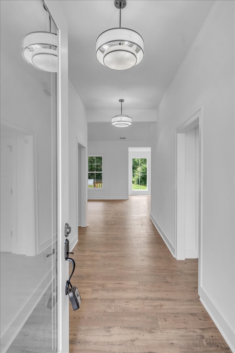 61 Hickory Grove Dr