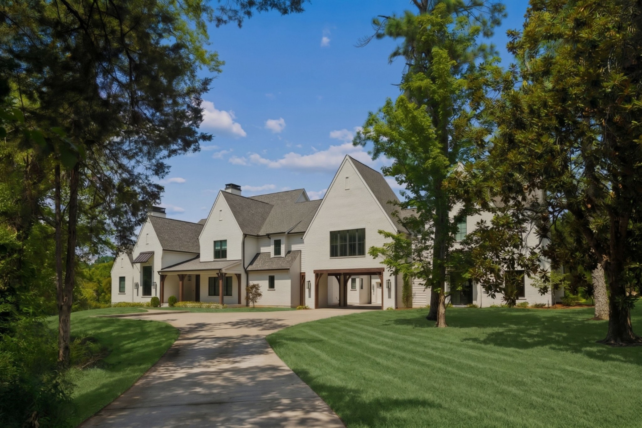 698 Sneed Rd W