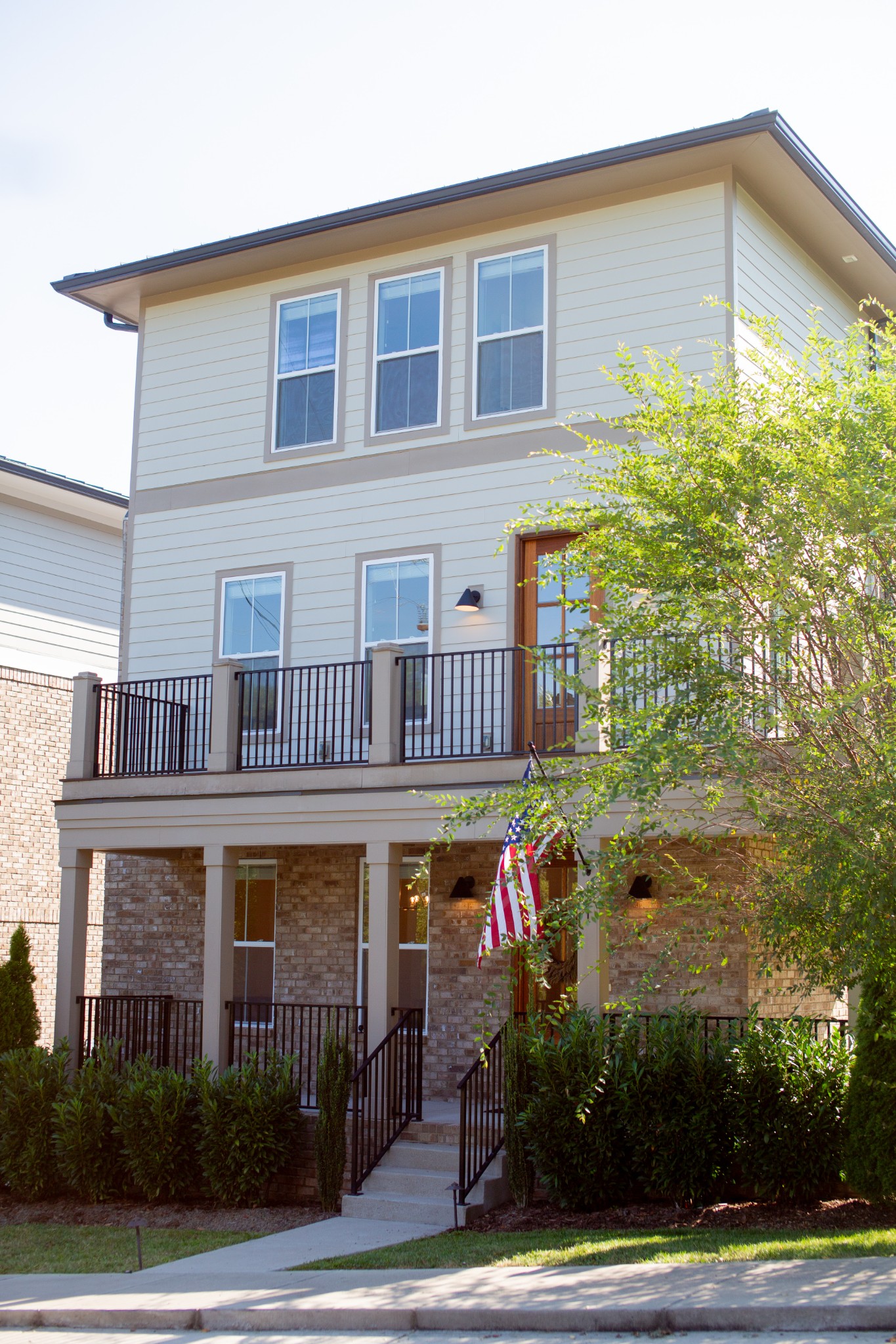 111 Demoss Rd