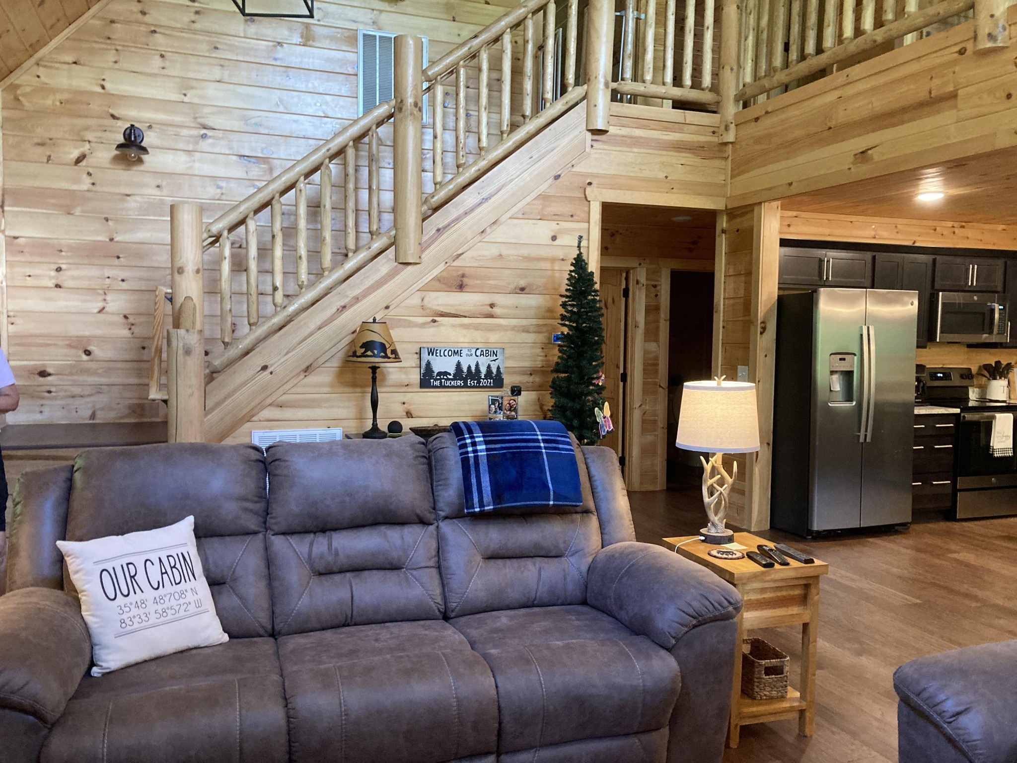2809 Barefoot Pass Way