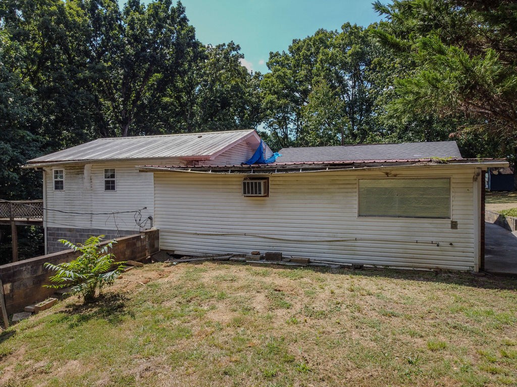970 Highway 39, E
