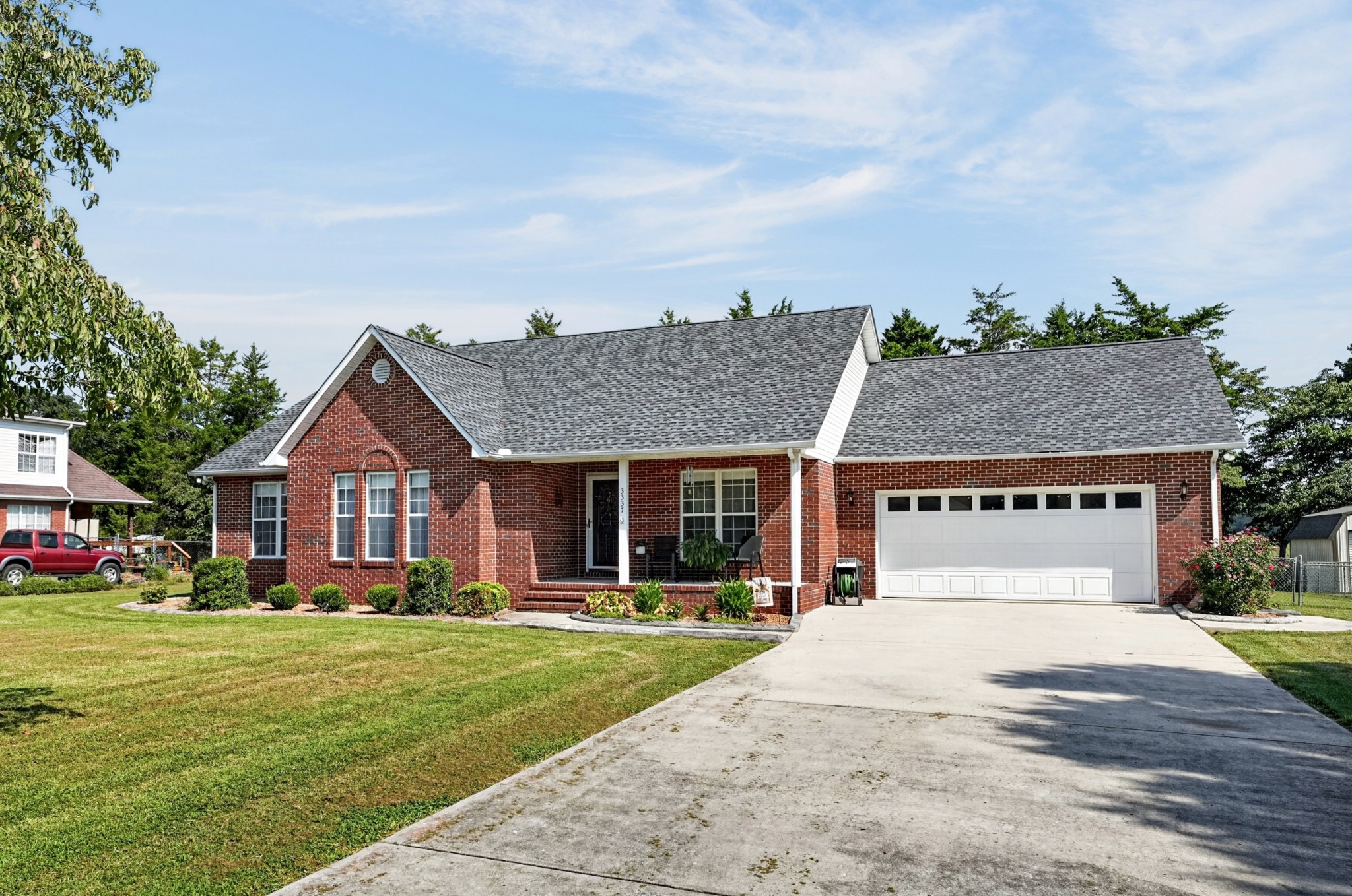 3337 Claybrook Dr
