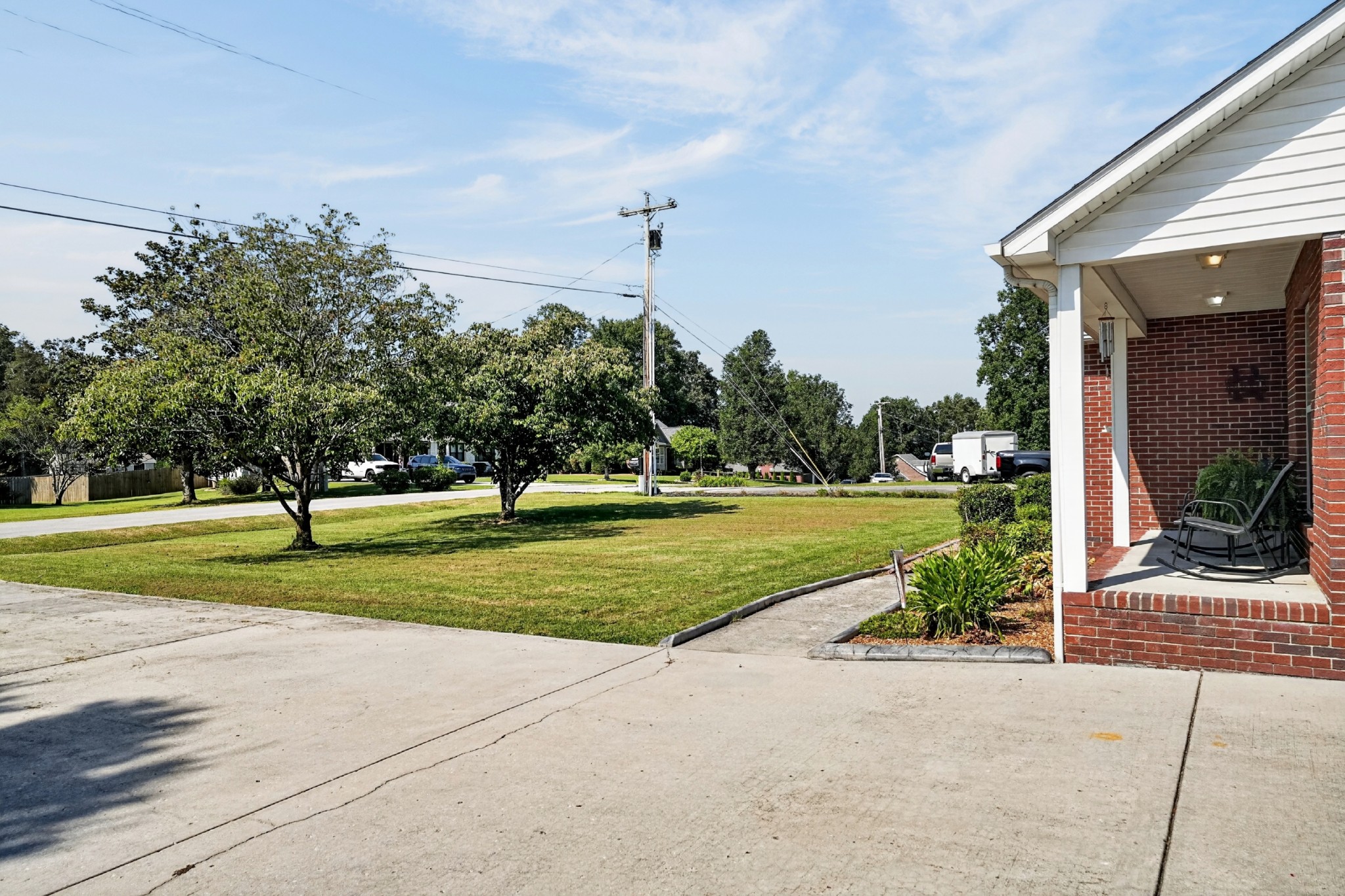 3337 Claybrook Dr