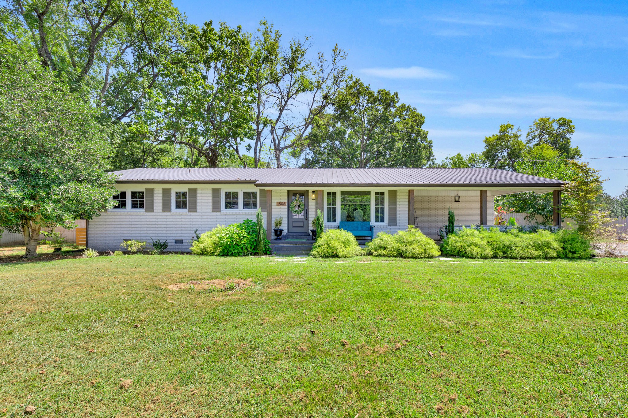 1508 Turnpike Rd