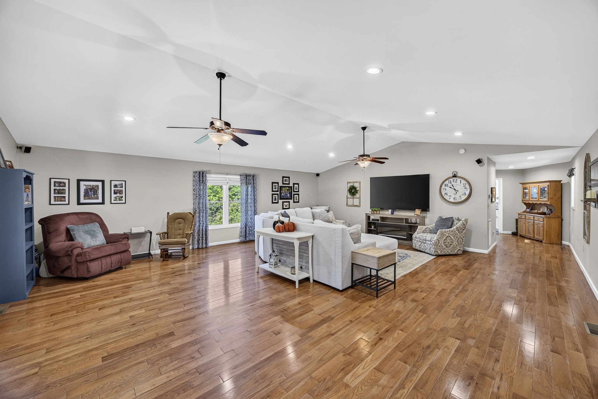 2600 Pine Valley Rd