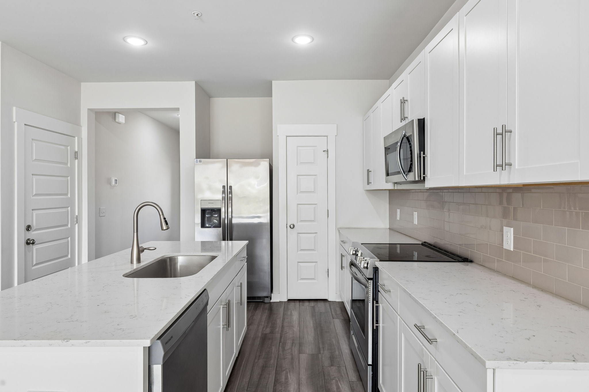 605 Birdie Dr