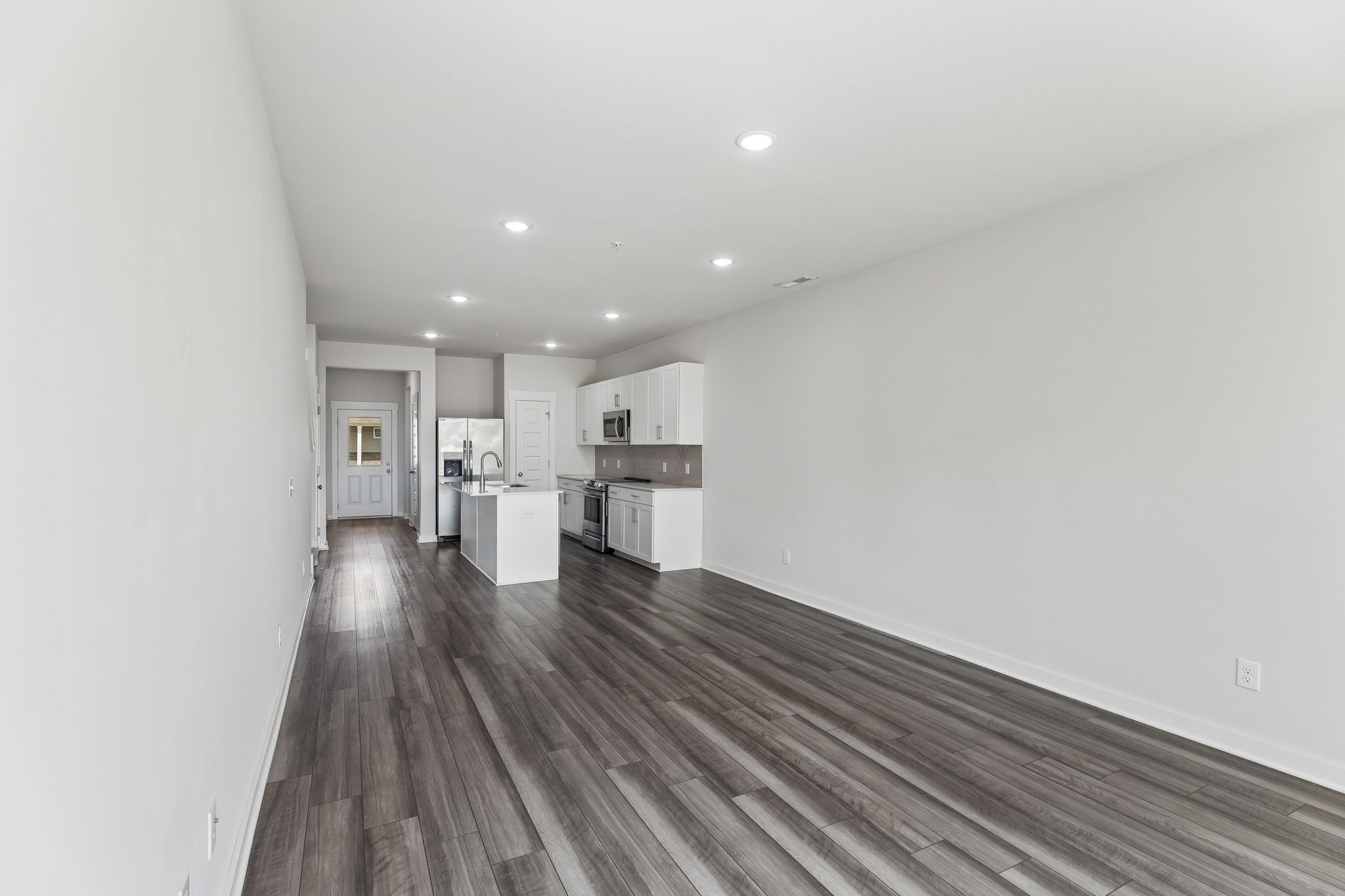 605 Birdie Dr