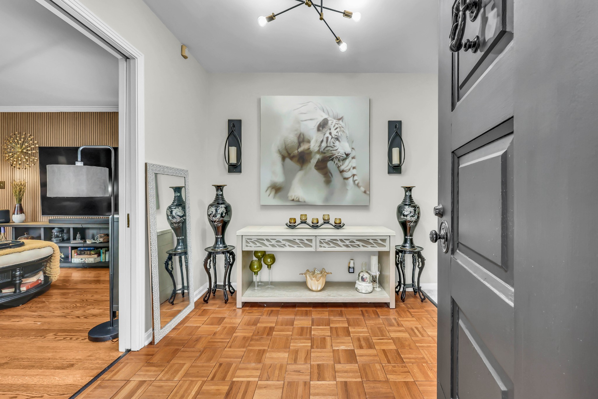 6 Canterbury Rd
