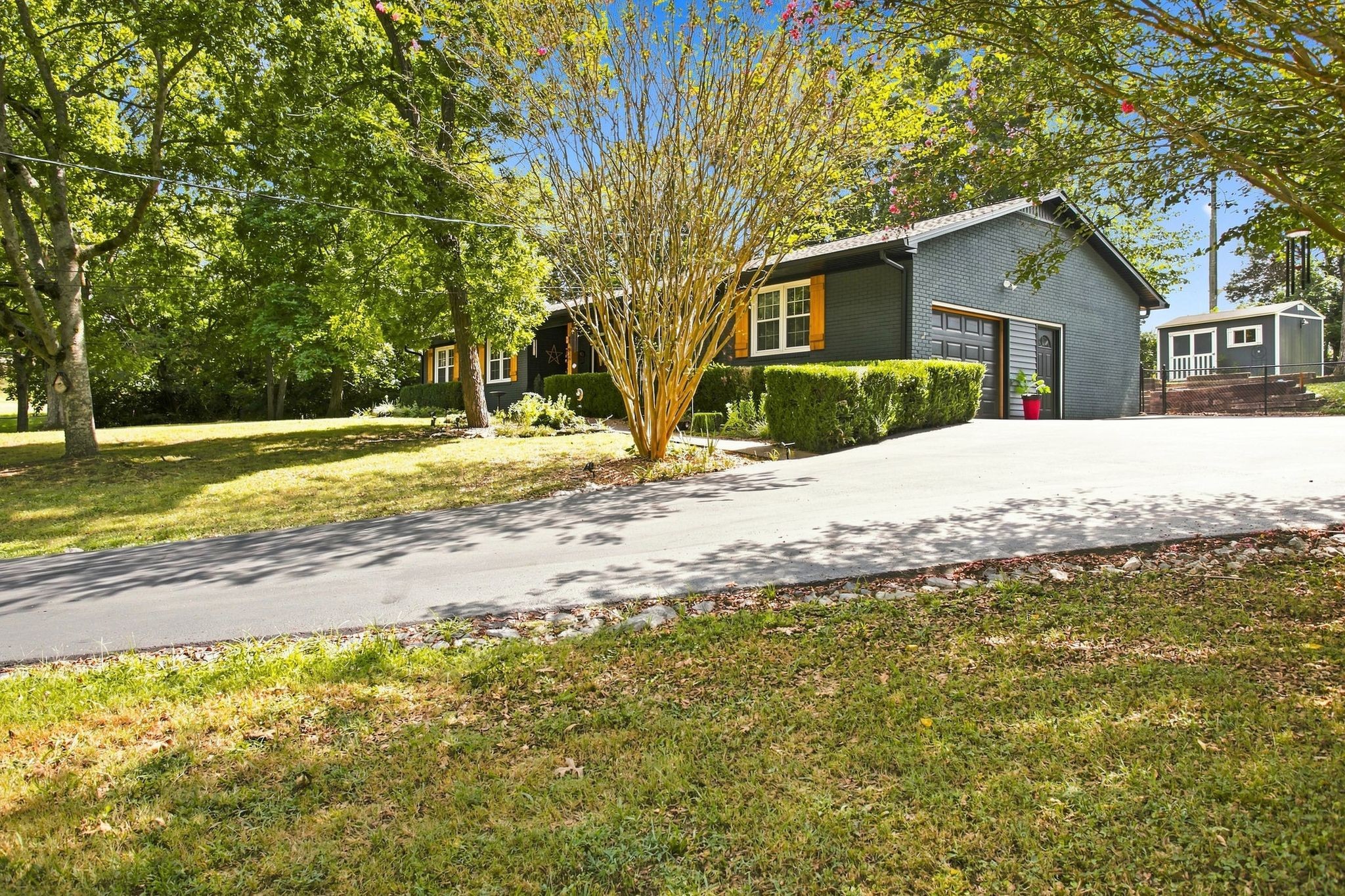 1000 Cheryl Dr