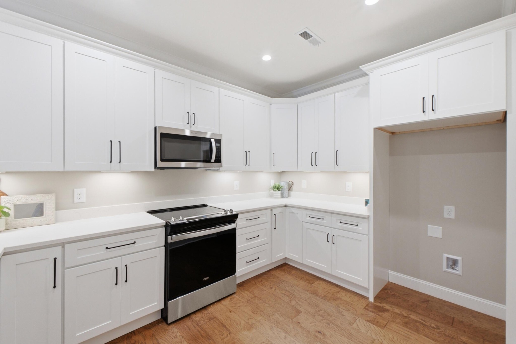 5282 Baylor Street, NW