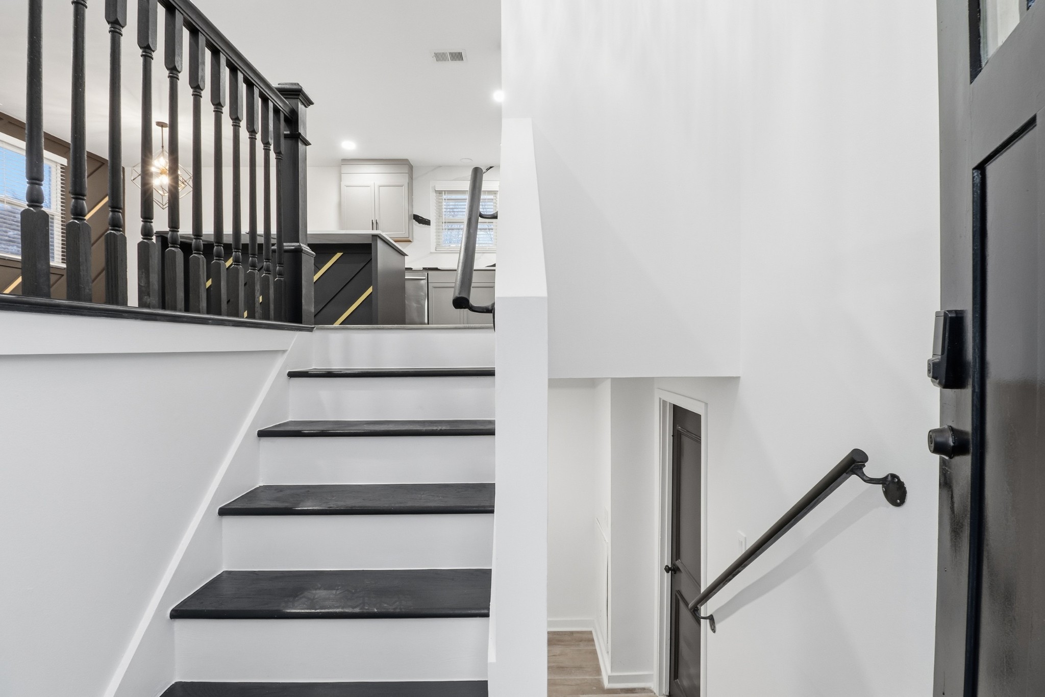 601 Huntington Pkwy