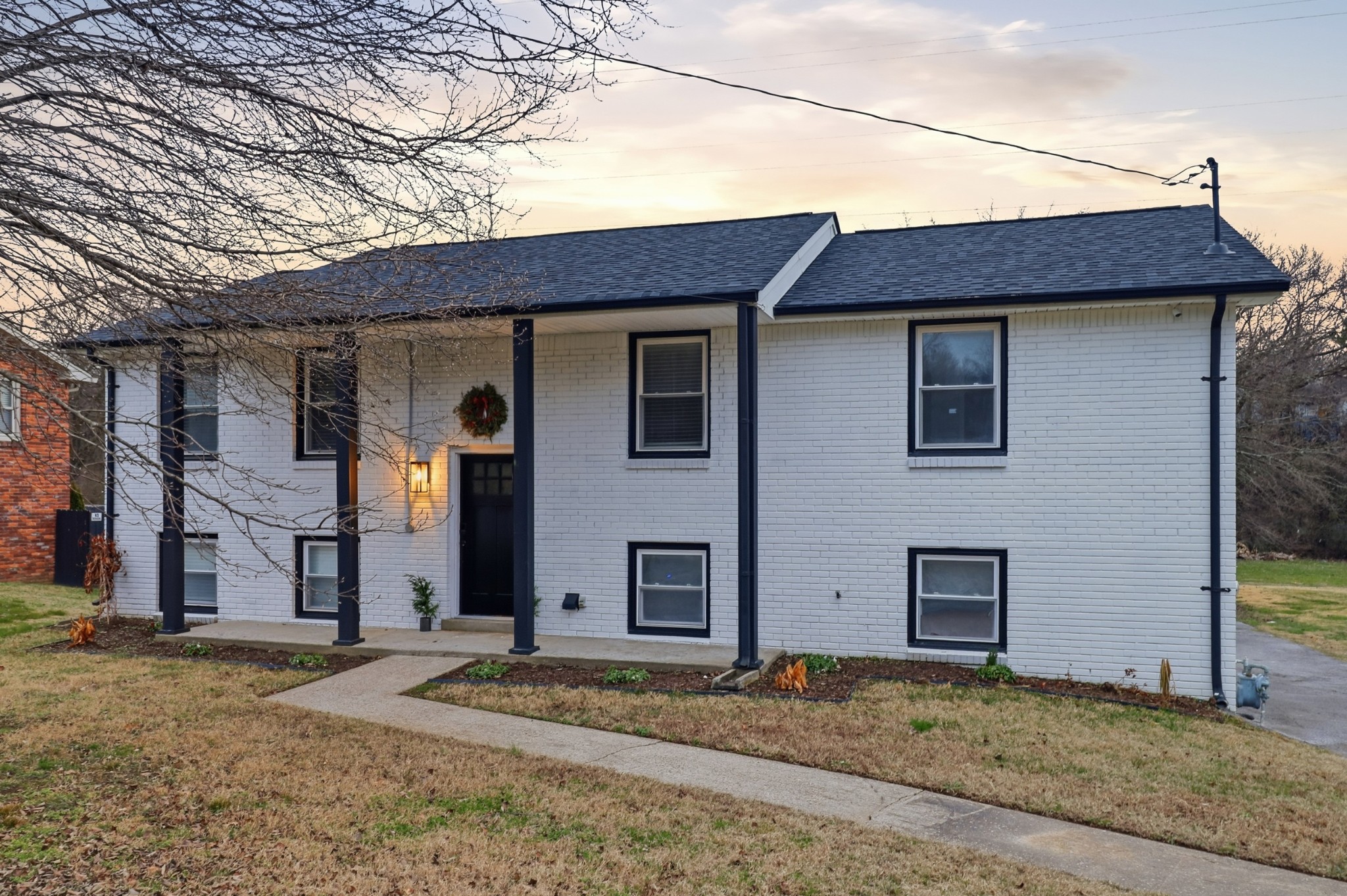 601 Huntington Pkwy