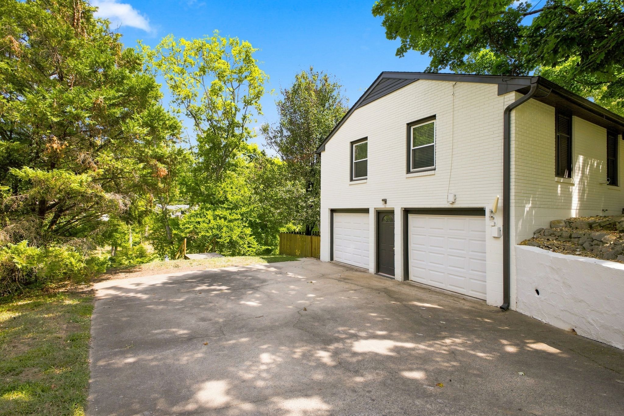 318 Binkley Dr