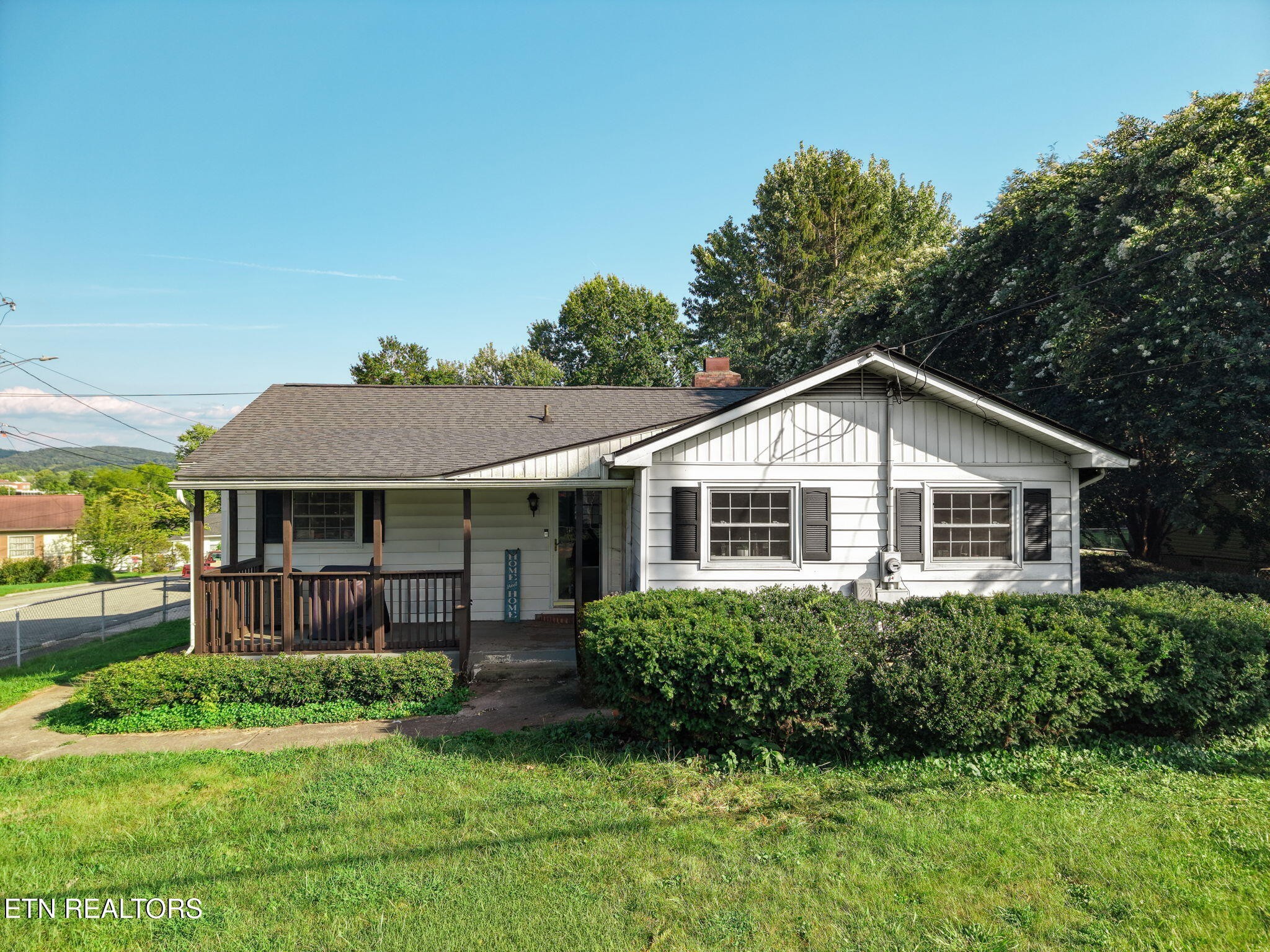 100 Pallas Rd
