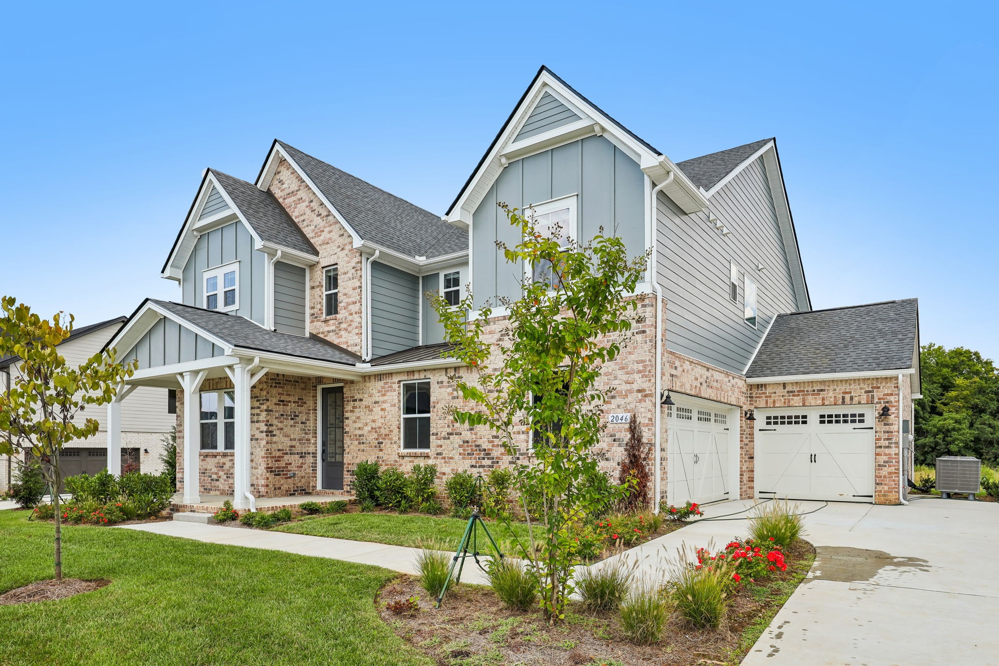 2046 Riley Park Dr
